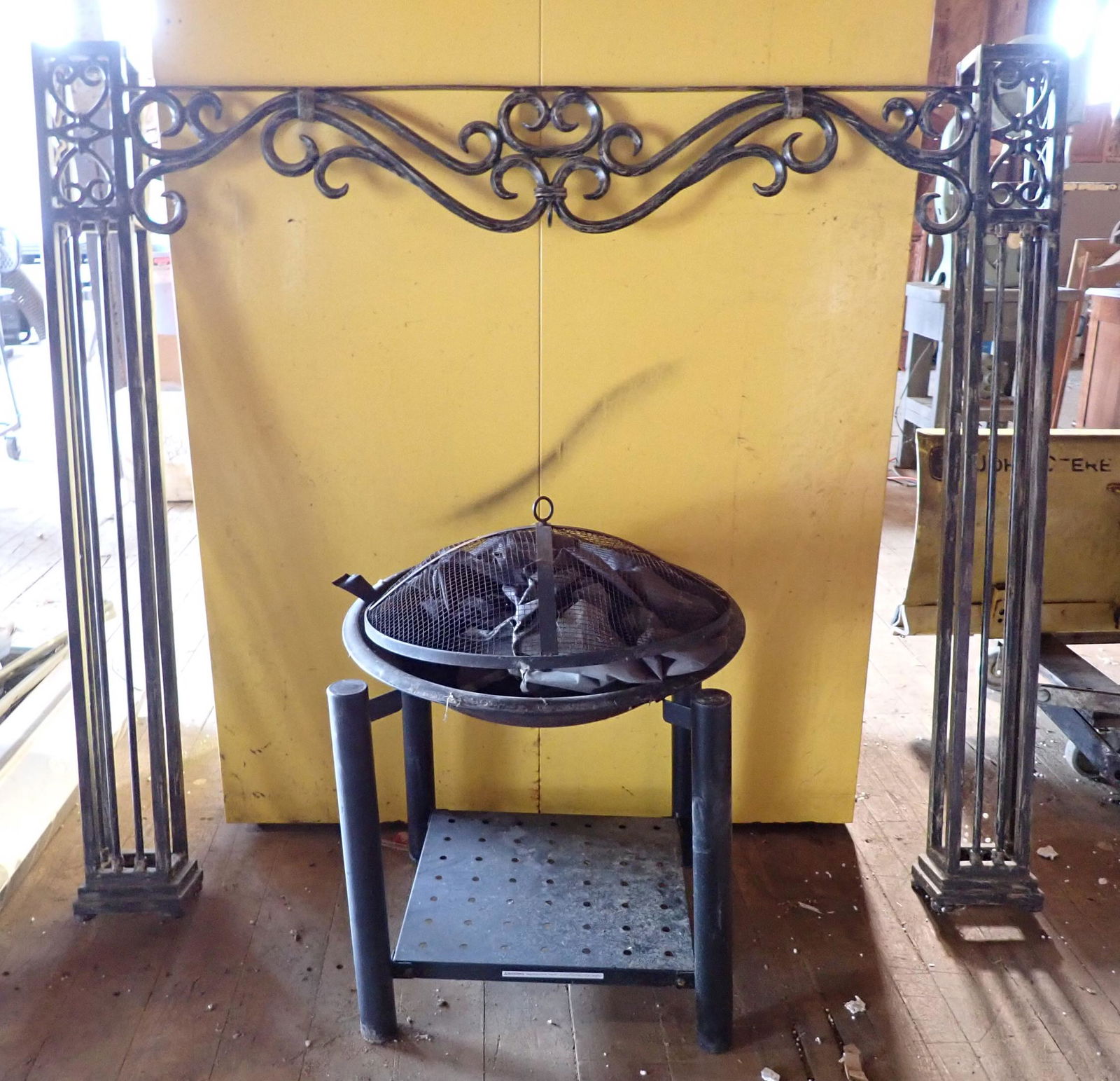 Firepit & Garden Arbor (1 of 2)