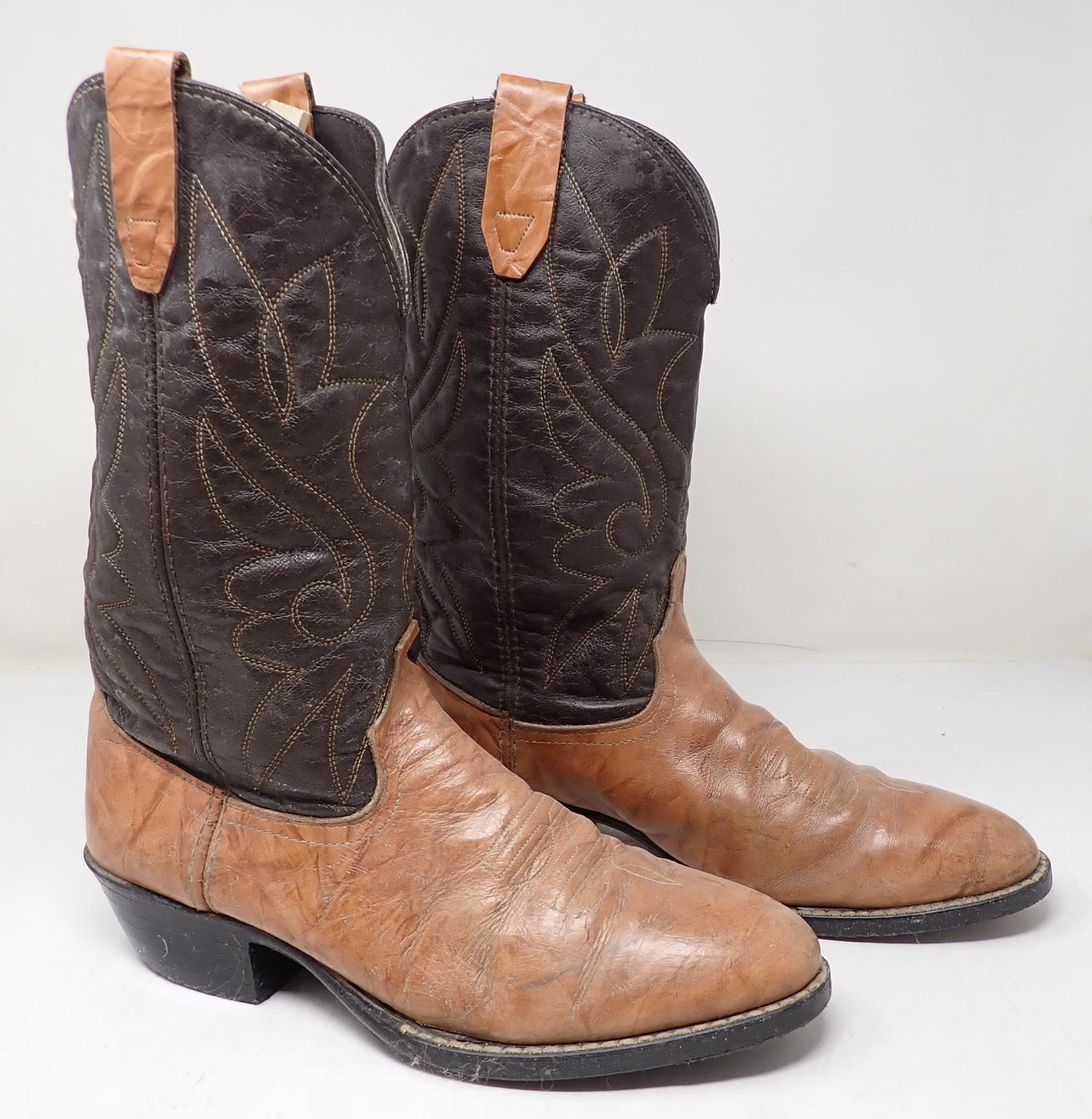 Cowboy Boots: Size 10 1/2D