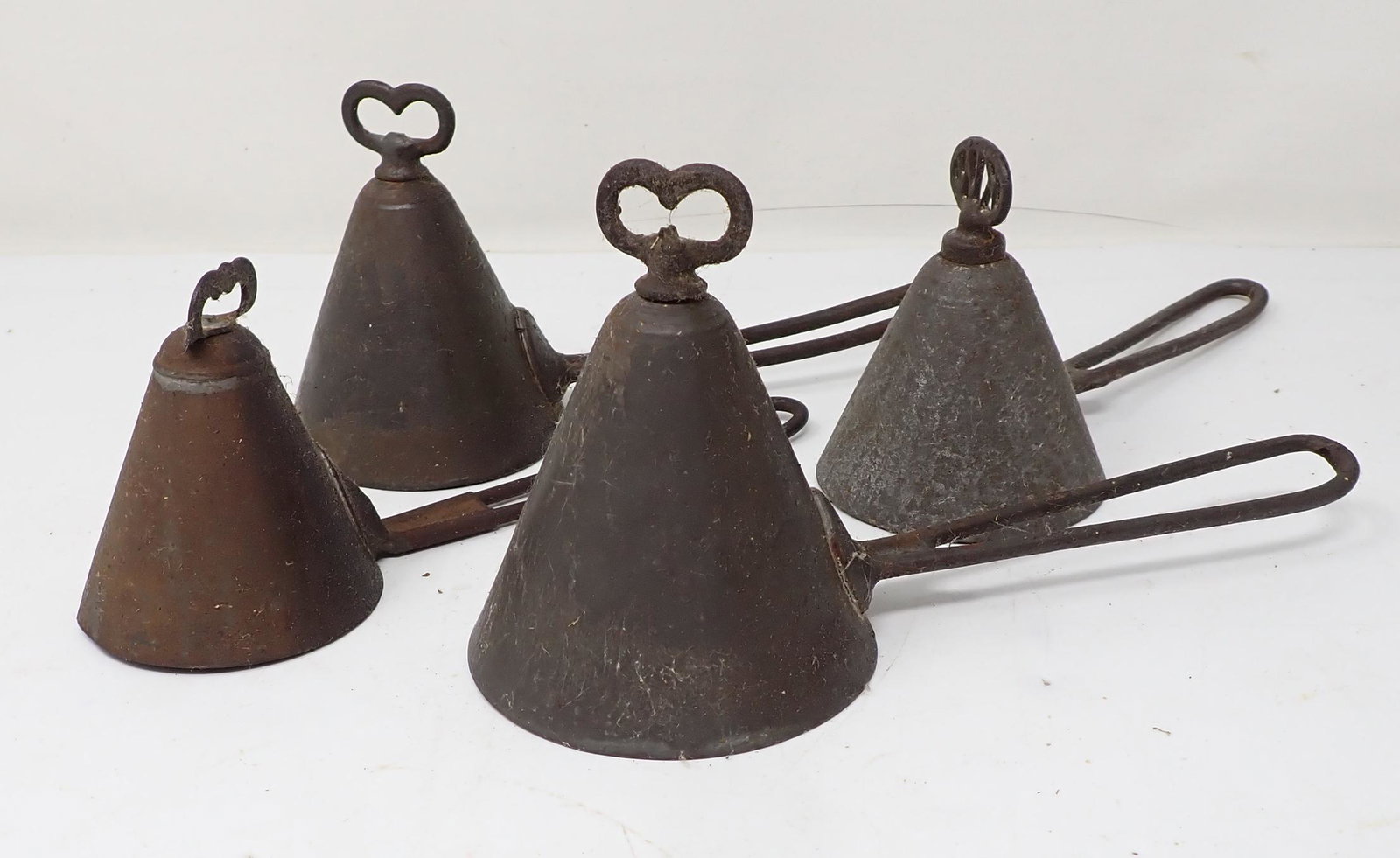 4 Primitive Ice Cream Scoops (1 of 2)