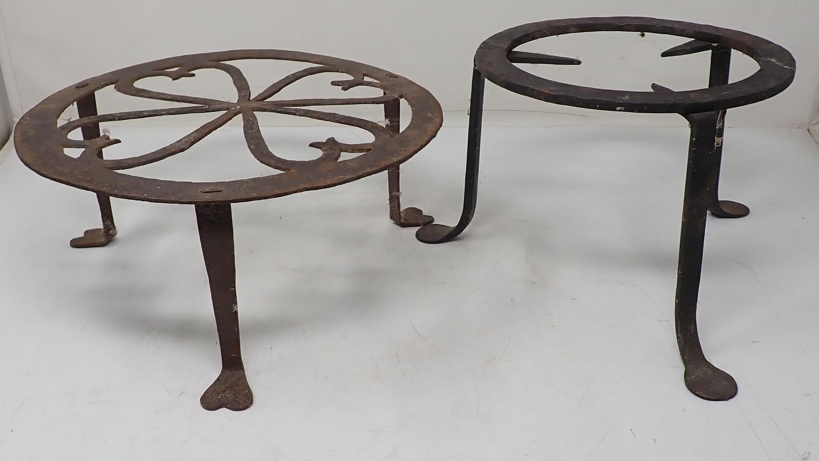 Fireplace Trivet w/ Heart Design (1 of 4)