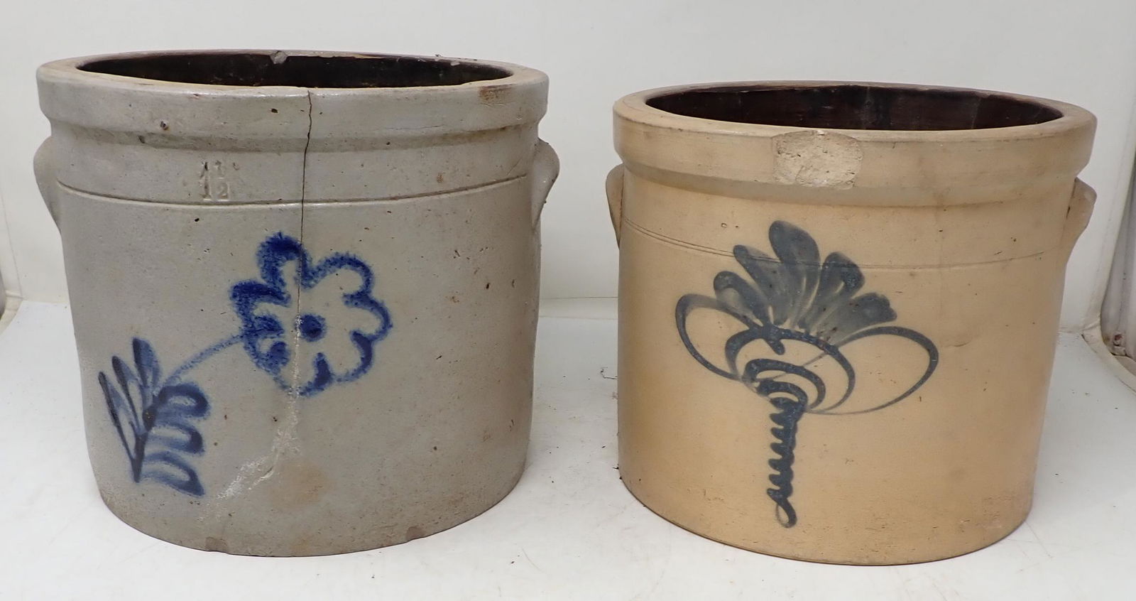 2 Blue Decorated Stoneware Crocks (1 of 8)