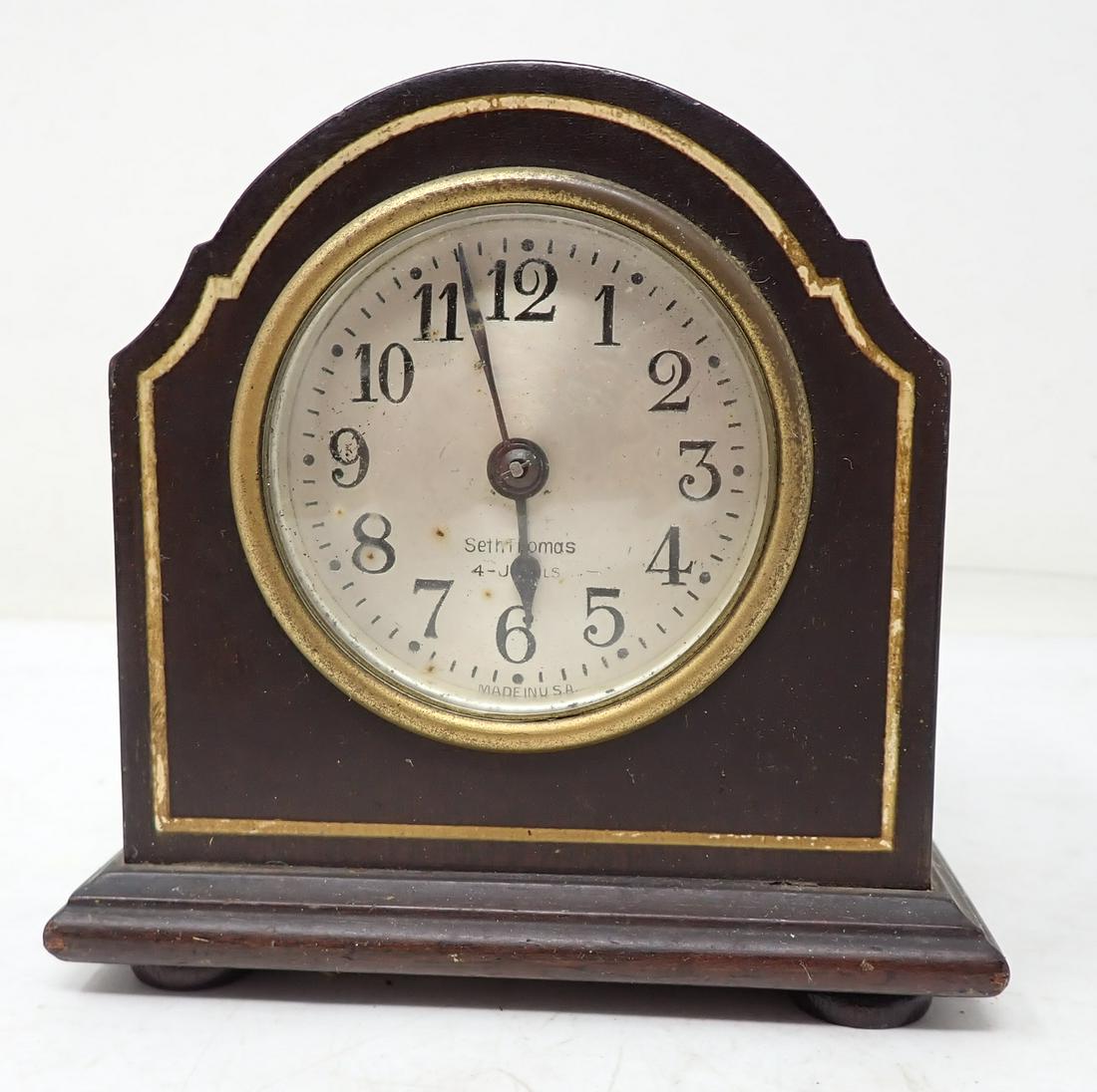 Seth Thomas Cairo Clock: Approx 2 3/8" x 4 3/4" x 4 5/8" tall