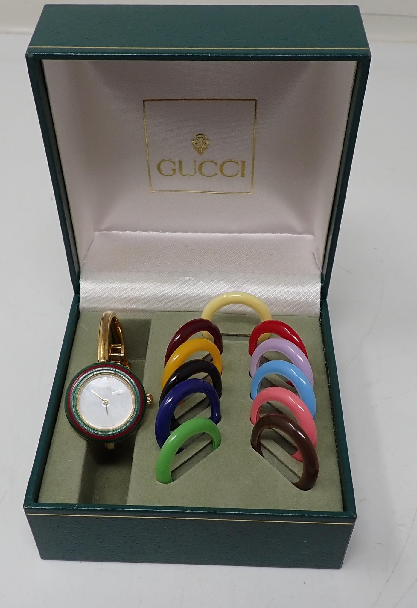 Gucci Womens Watch (1 of 4)