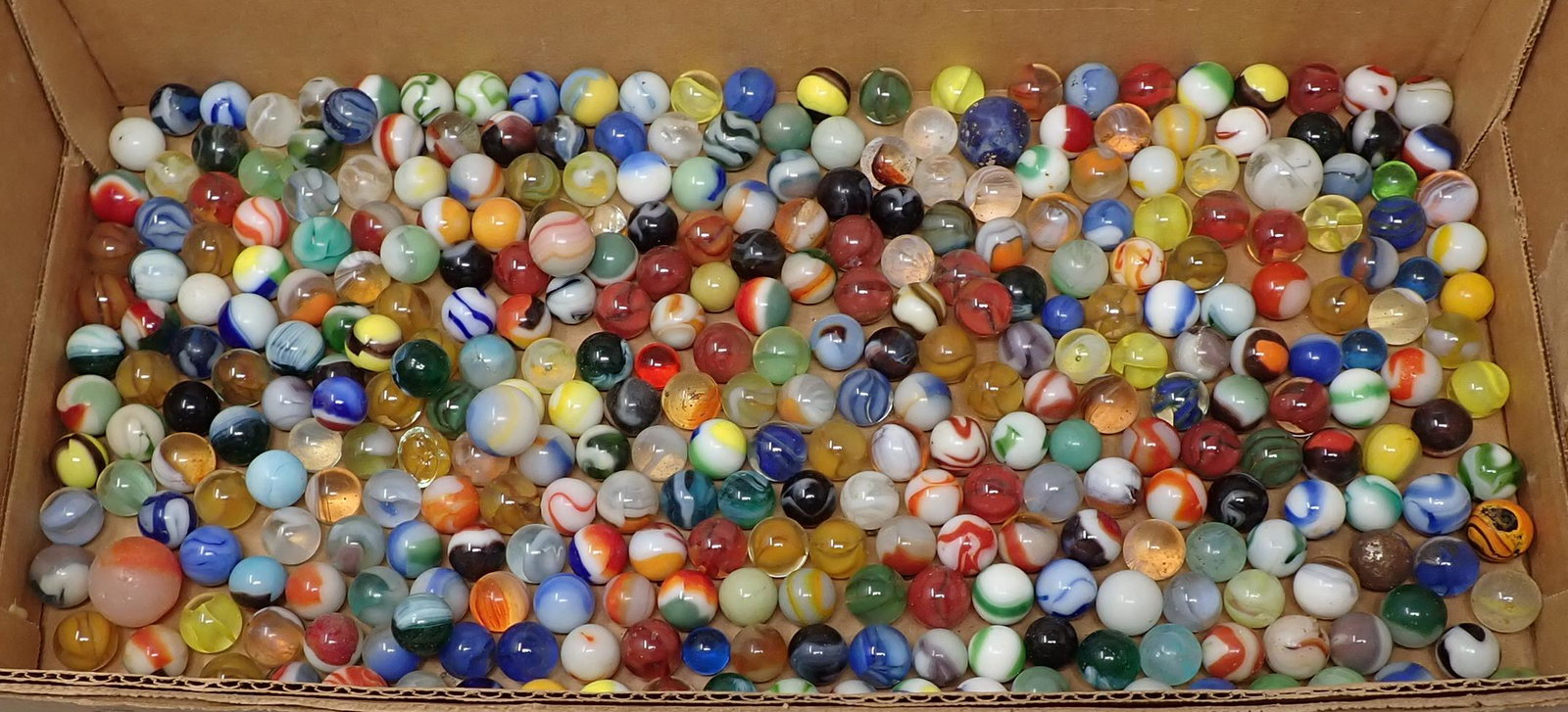 Lot of Marbles: Largest is approx 7/8"