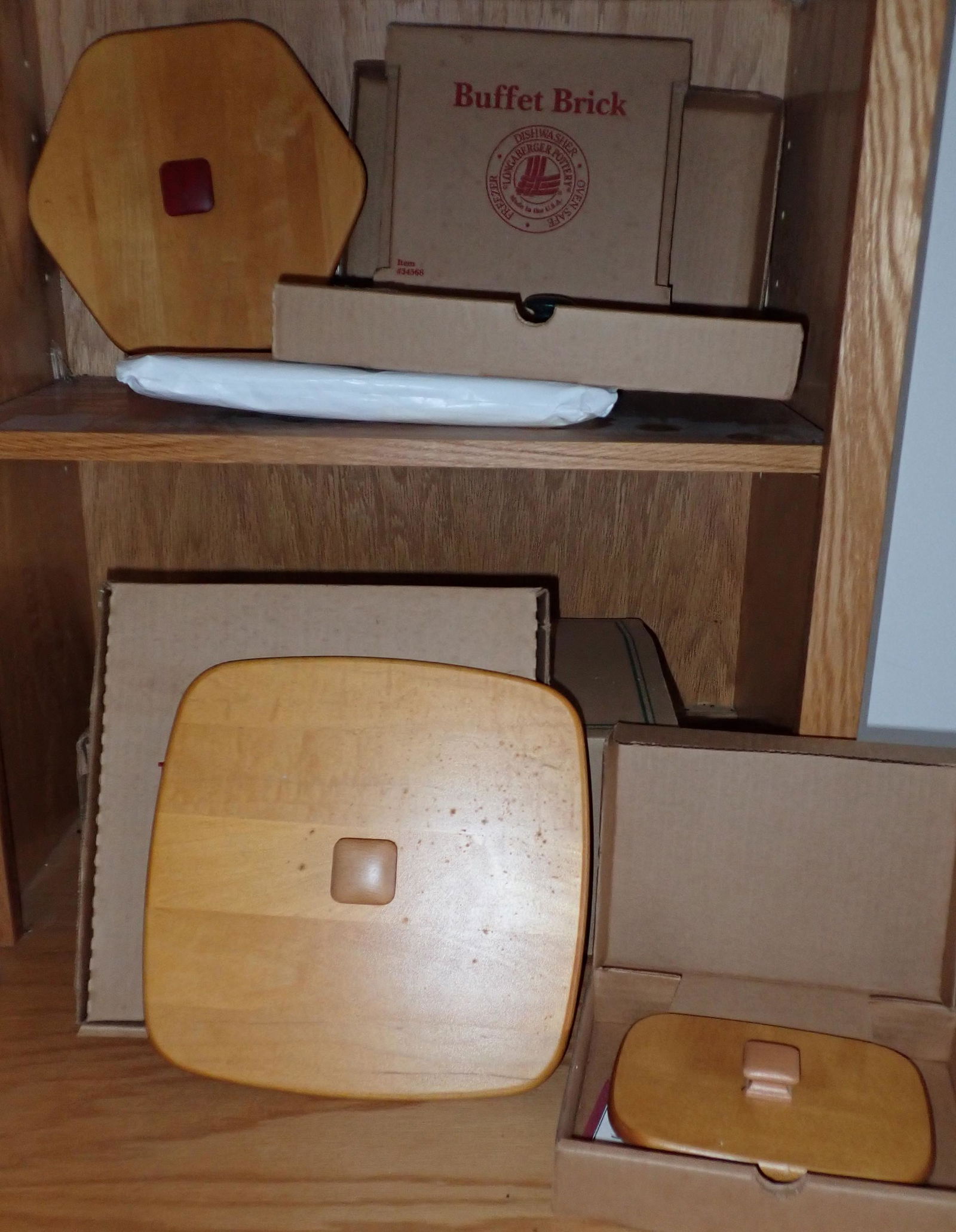 Longaberger Basket Lids & Buffet Brick (1 of 5)