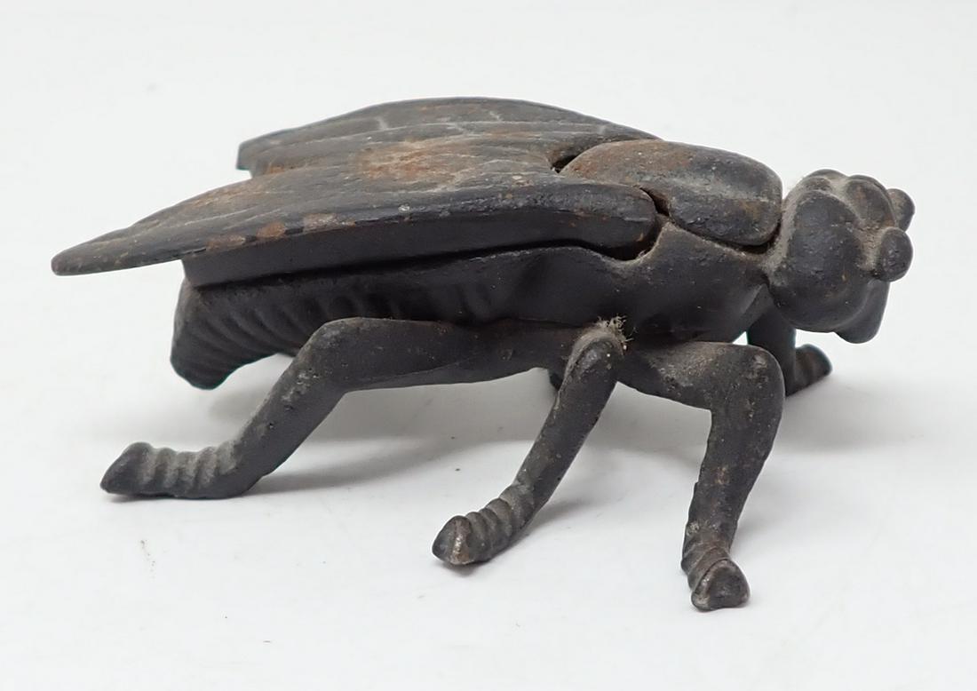 Iron Art Cast Fly Match Safe (1 of 4)