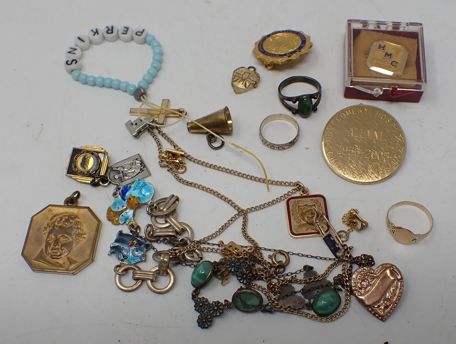 Baby Jewelry incl Gold: Getting all pictured