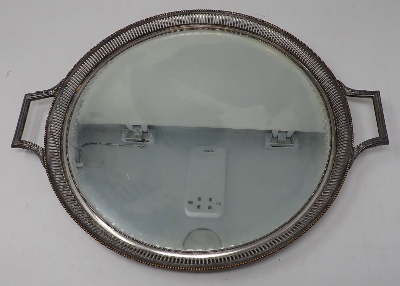 JD Bergen Quadruple Plate Mirrored Tray: Approx 13 1/4" in diameter