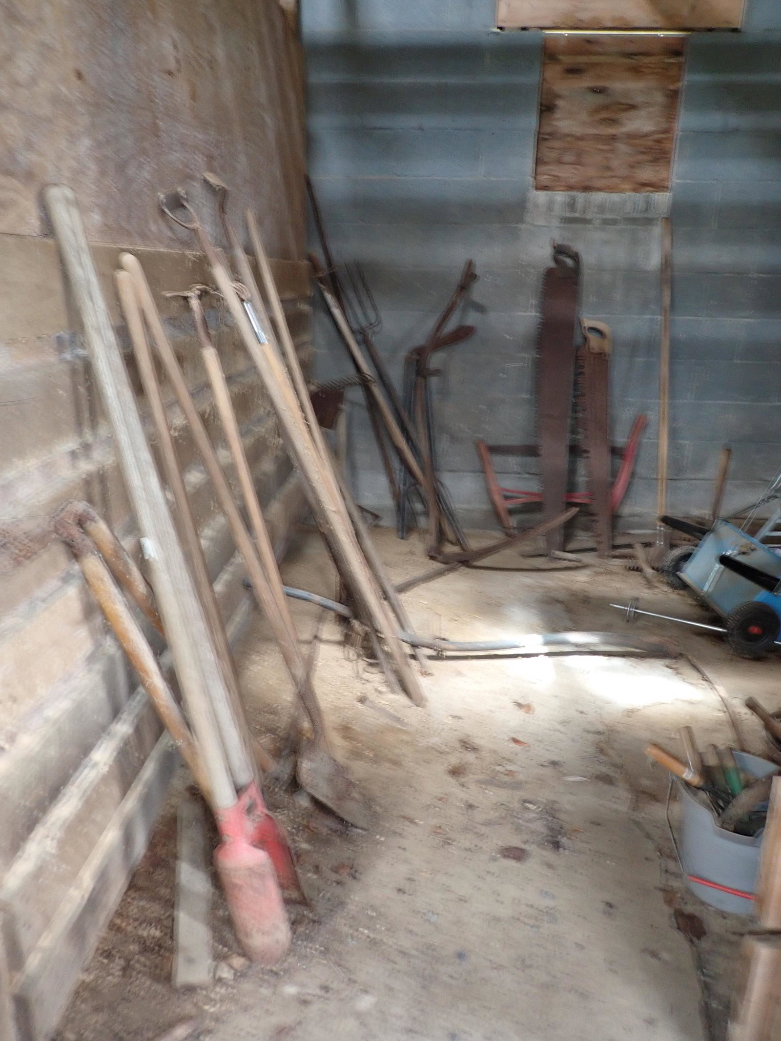 Partial Contents of Barn (1 of 15)