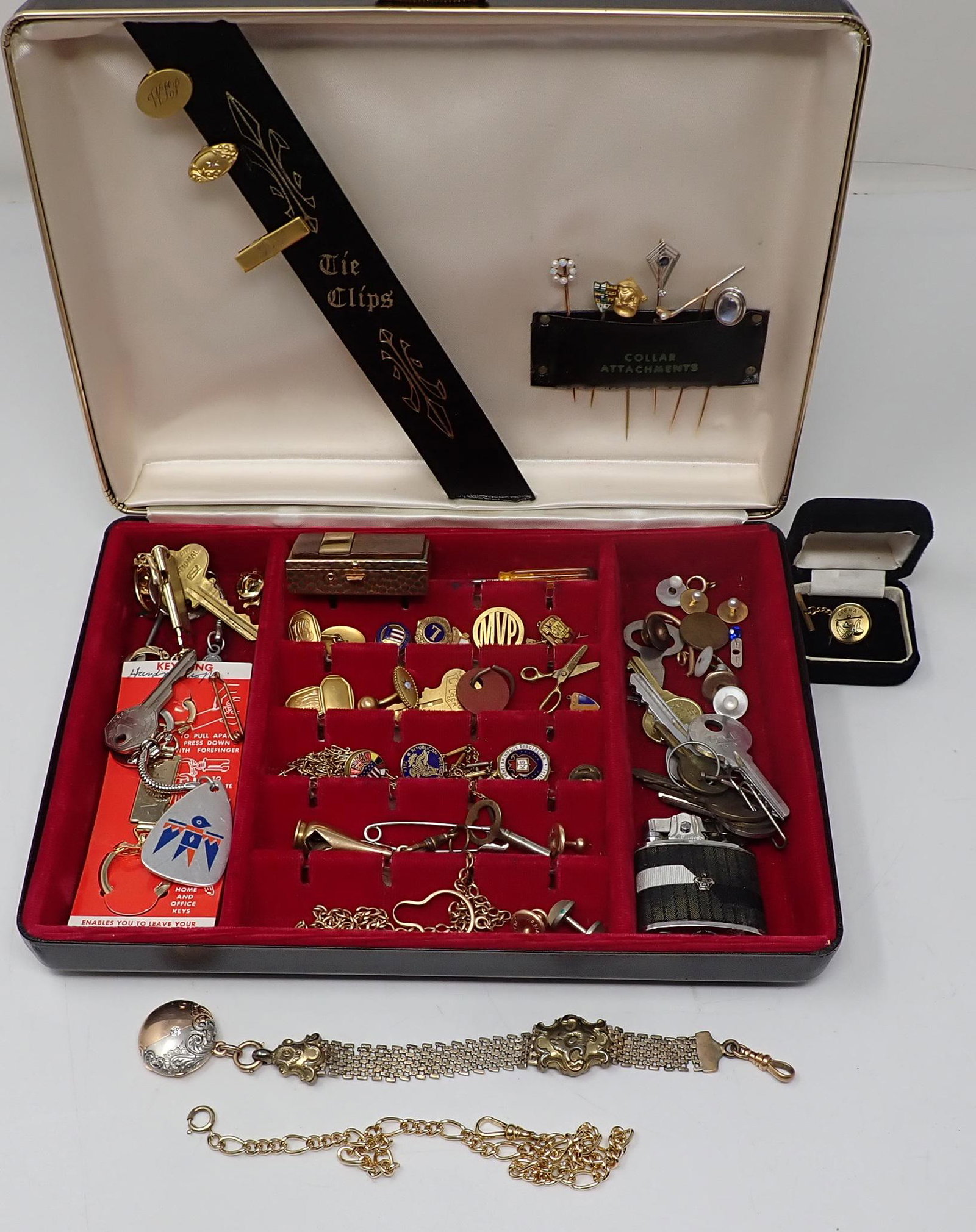 Ladies Pocket Watch Misc Jewelry (1 of 15)