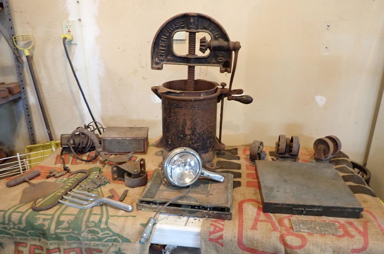 Sausage Stuffer Parts Boxes Industrial Cast Iron Casters Misc (1 of 10)