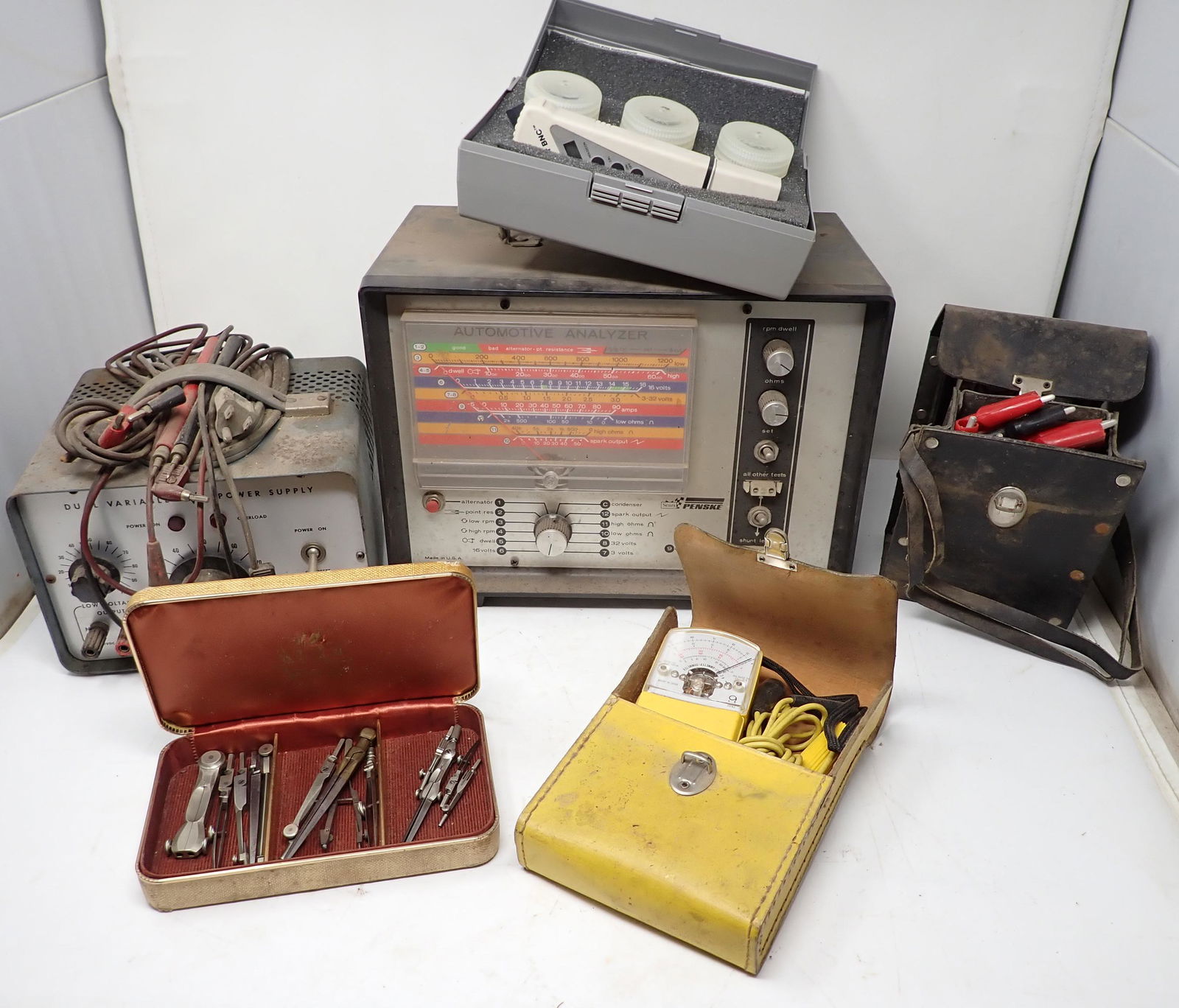 Testers Devry Variable Speed Supply , Auto Analyzer (1 of 9)