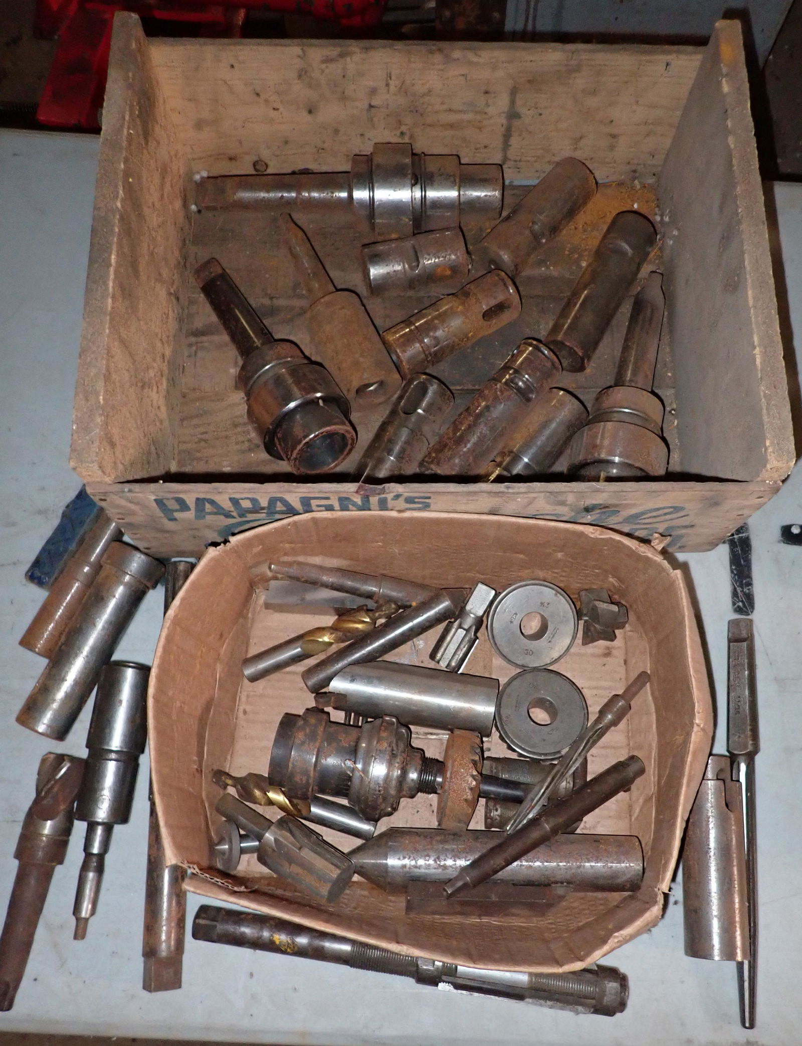 Tool Holders Reamers Center & Misc (1 of 5)