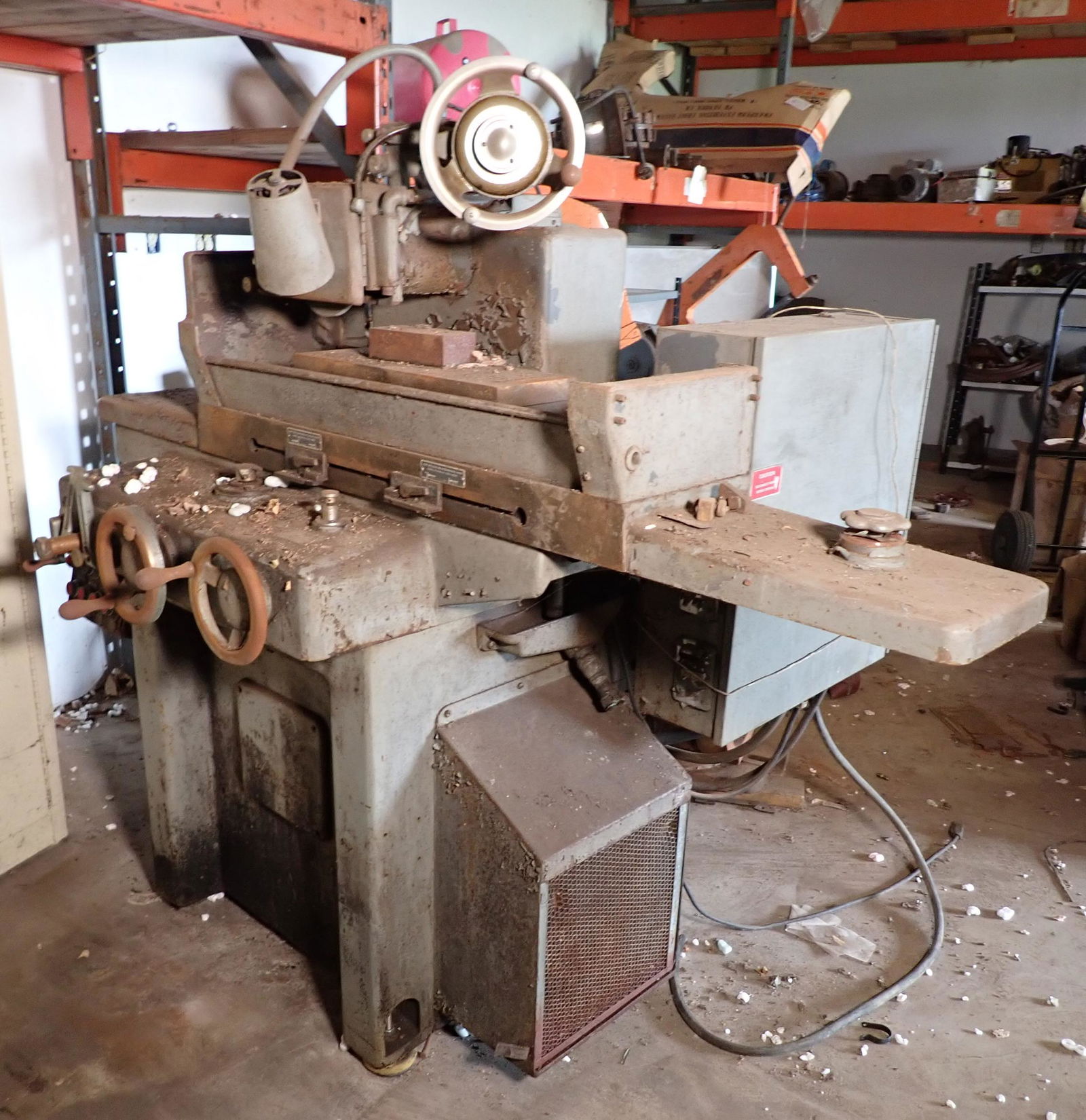 Vintage DoAll Surface Grinder (1 of 9)