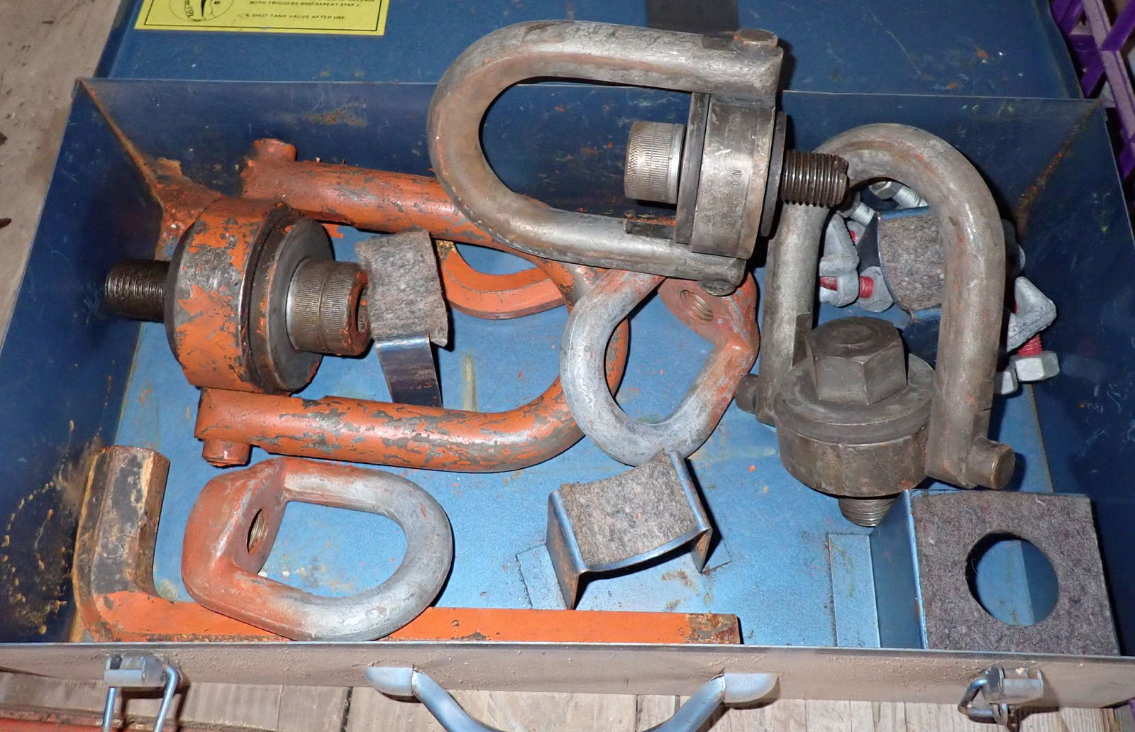 Swivel Hoist Rings & Tie Downs (1 of 4)