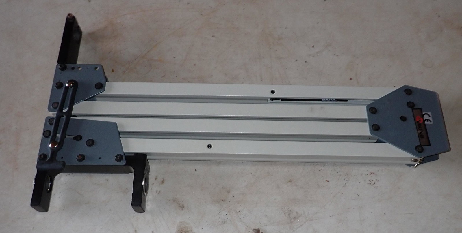 Viking Industries: Approx 30 3/4" long ( closed )