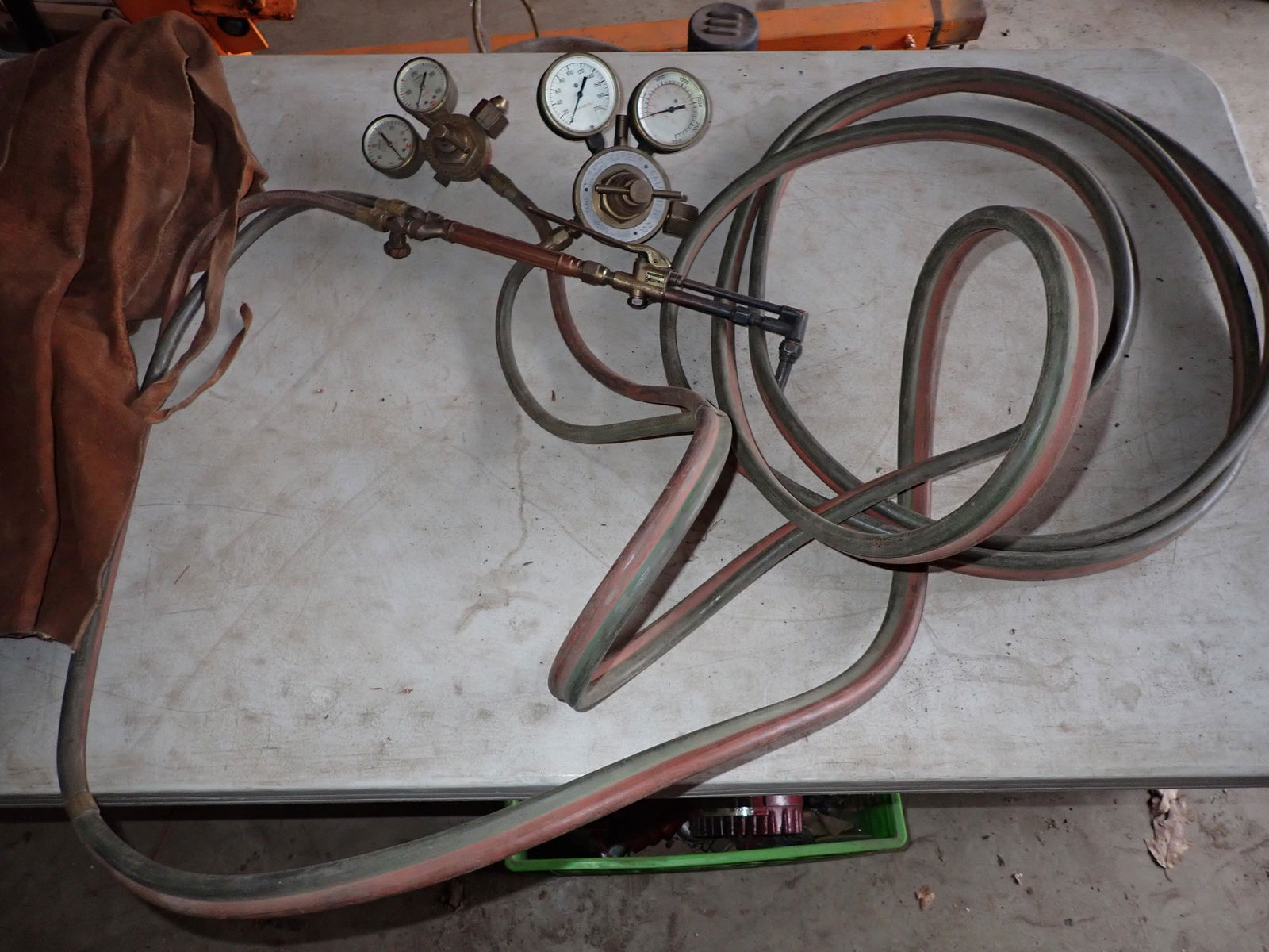 Victor Torch Harris Gauges (1 of 4)