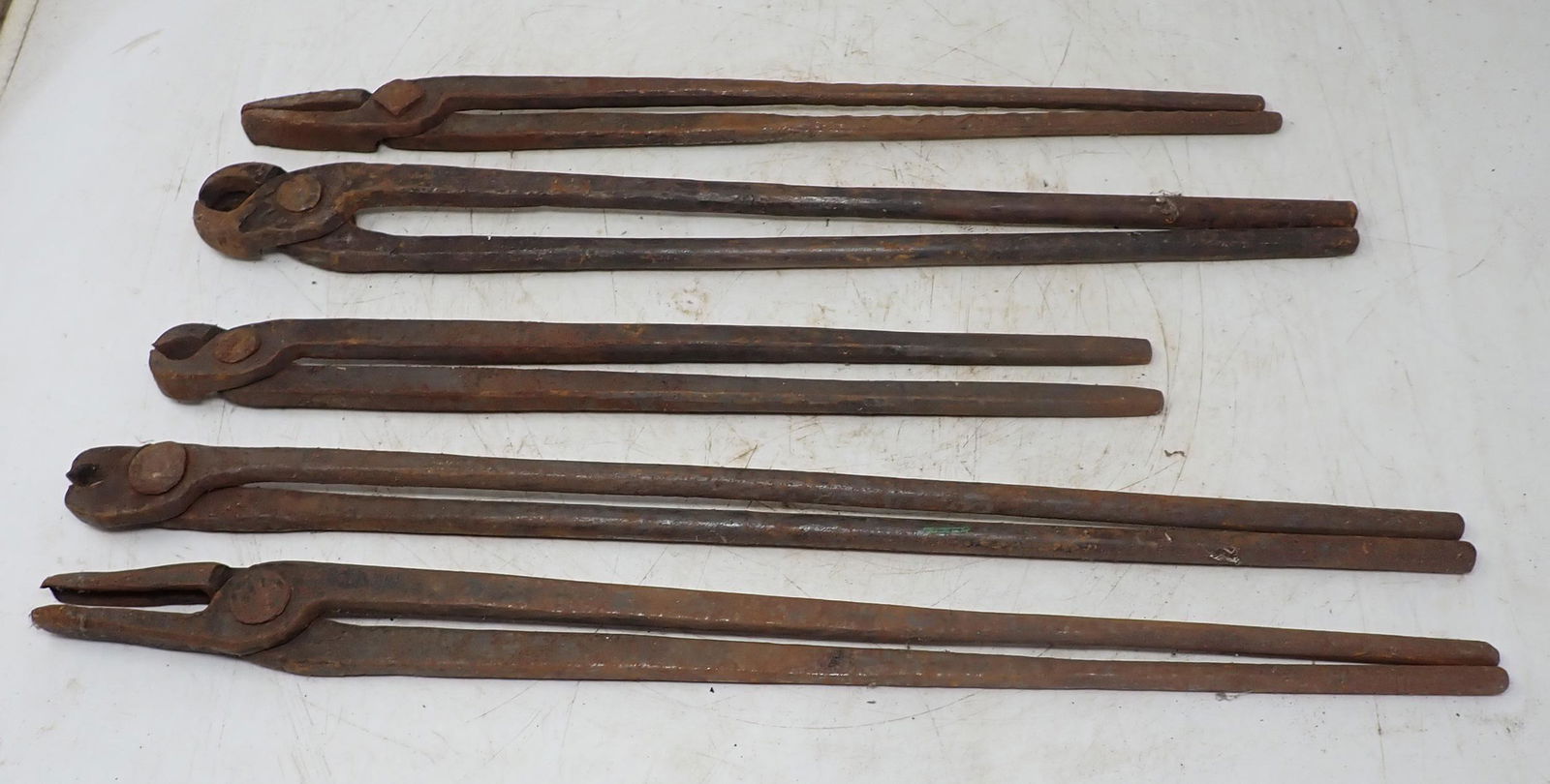 Blacksmith Tongs (1 of 3)