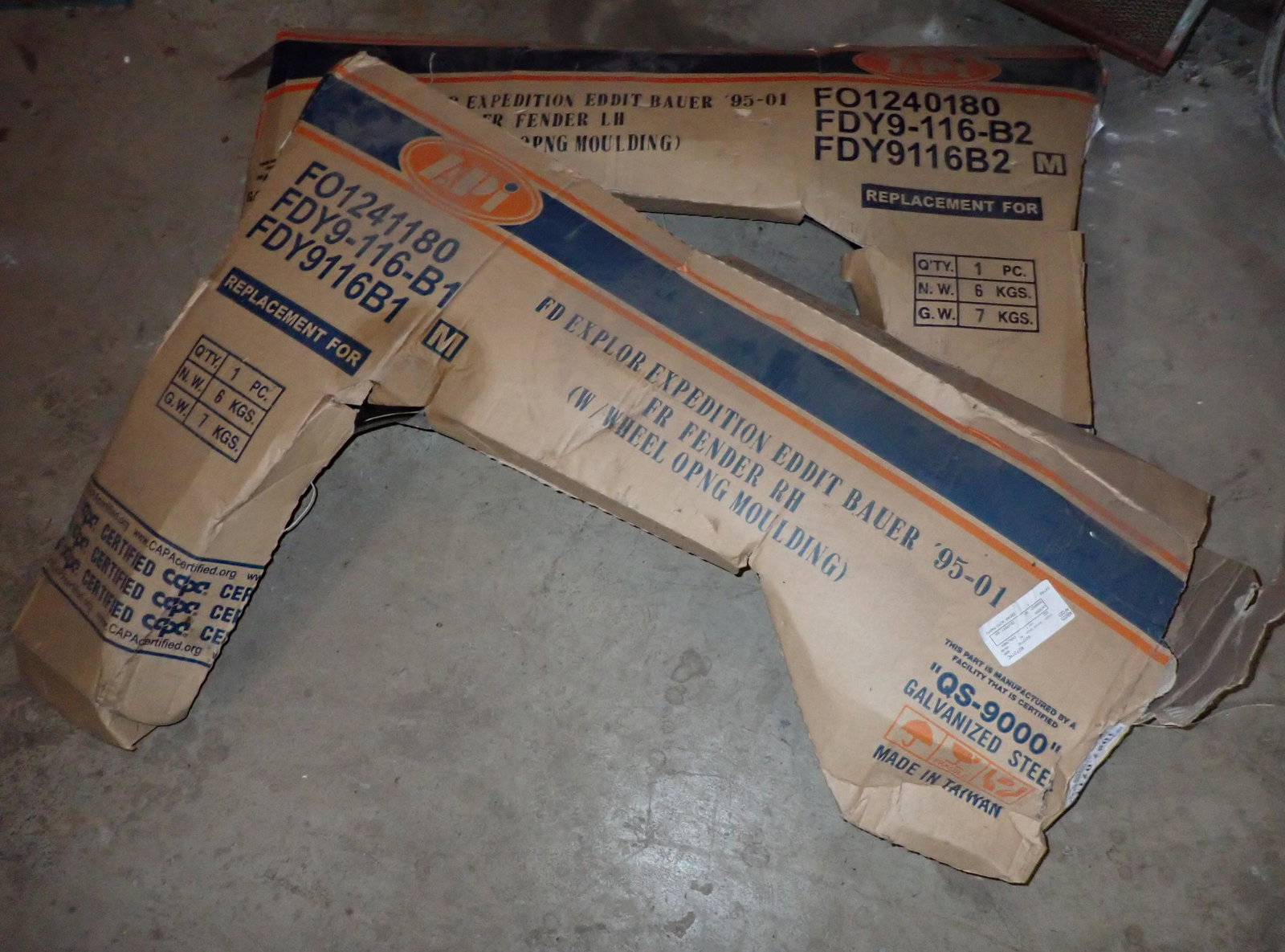 95-01 Ford Explorer Fenders: NO SHIPPING !