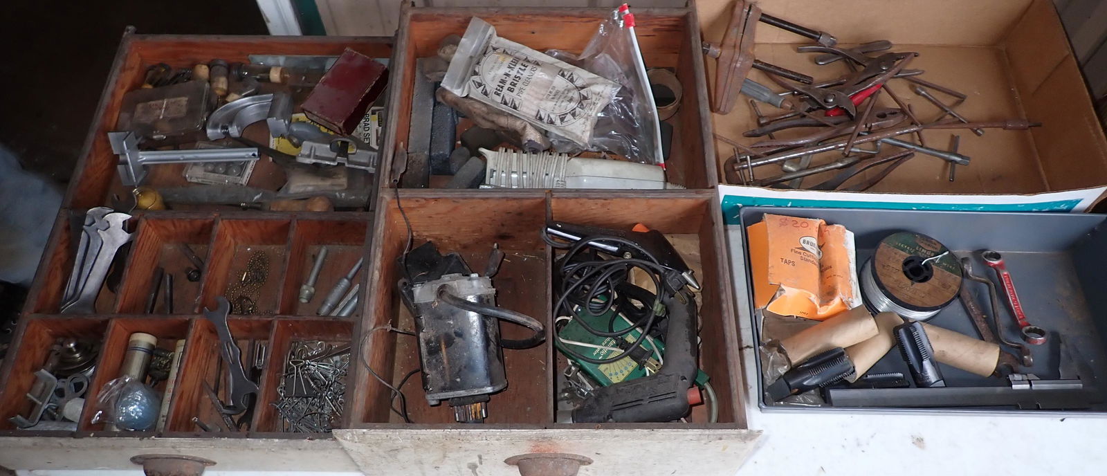 Taps Caliper Misc Machinist Tools (1 of 9)