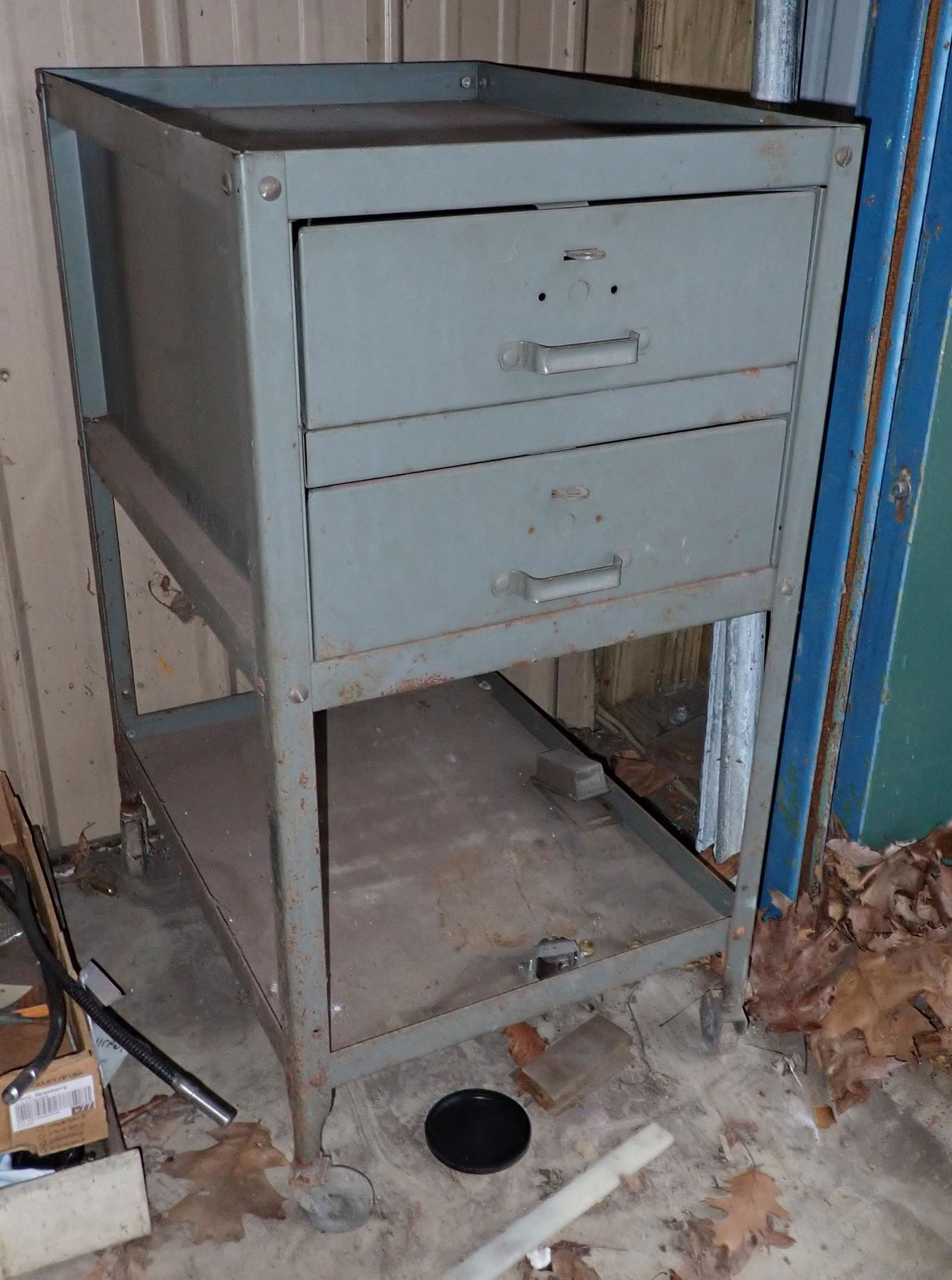 2 Drawer Rolling Industrial Cart (1 of 2)