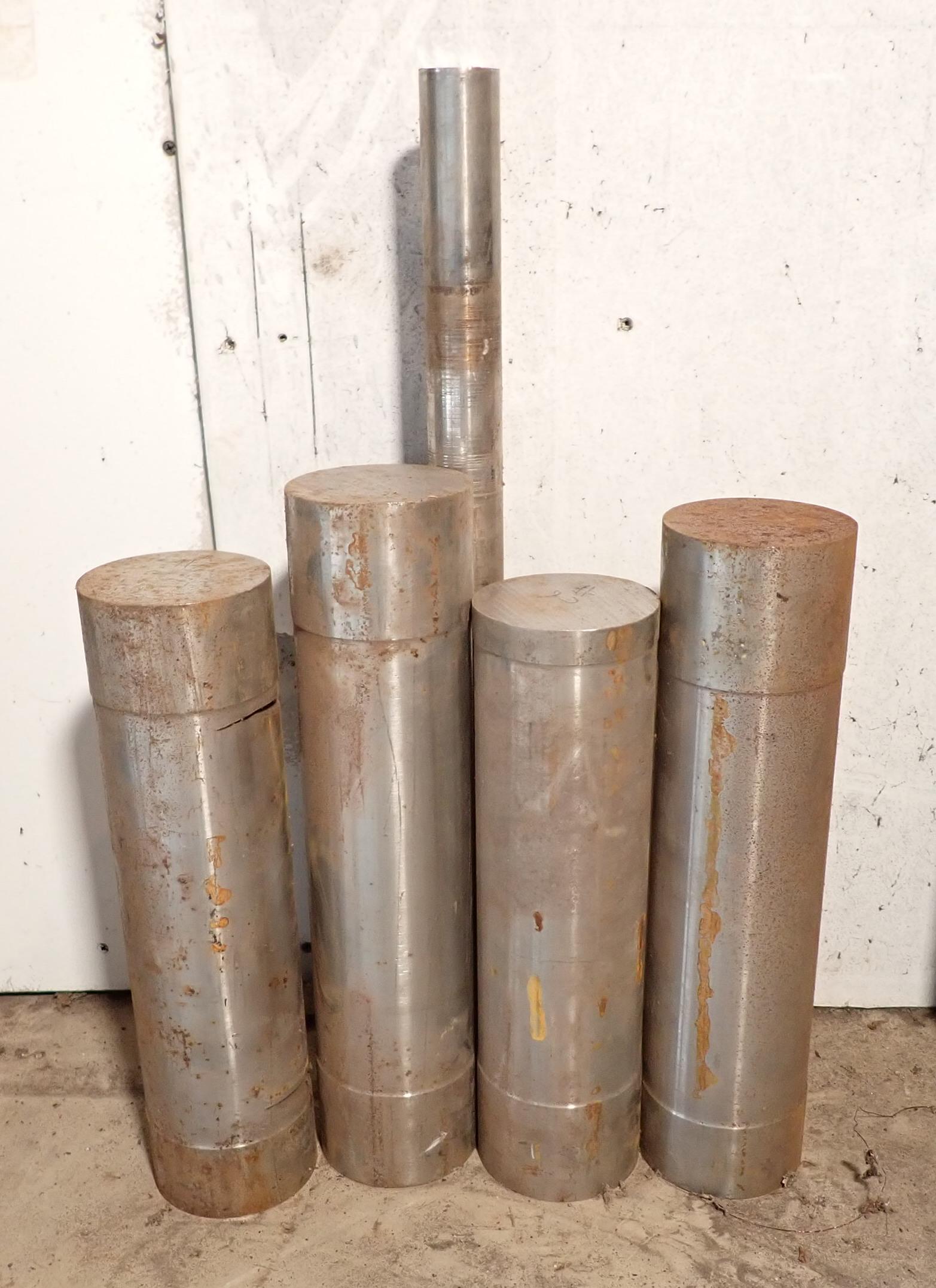 1 3/4" & 4" Round Steel Stock (1 of 2)