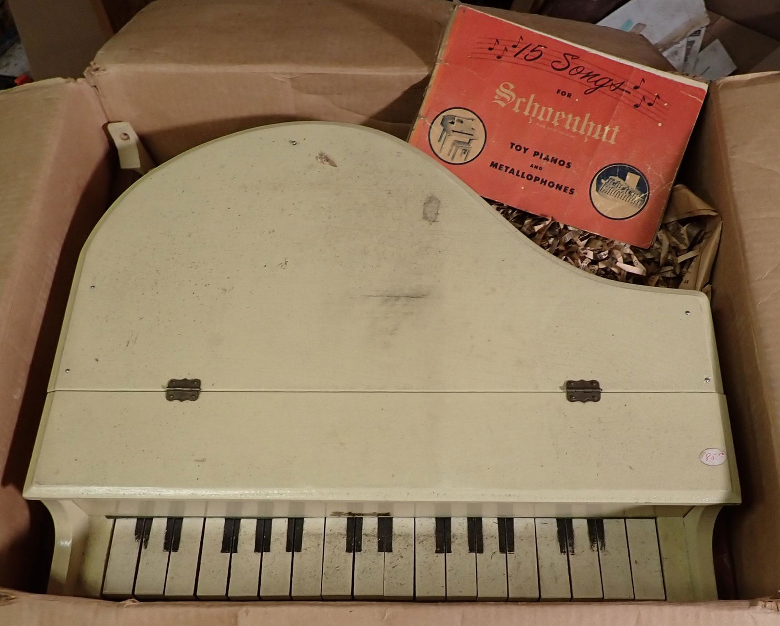 Vintage Schoenhut Toy Piano: Approx 16 1/2" x 20" , in original box