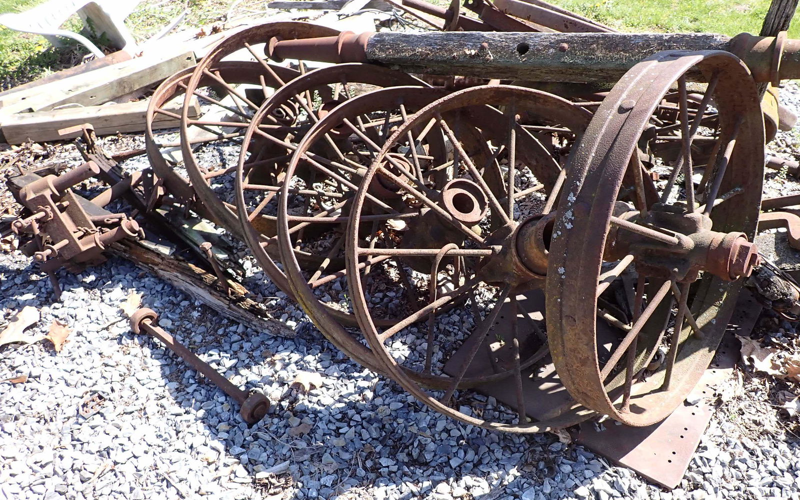 Wagon Wheels Electric Motor & Misc (1 of 6)