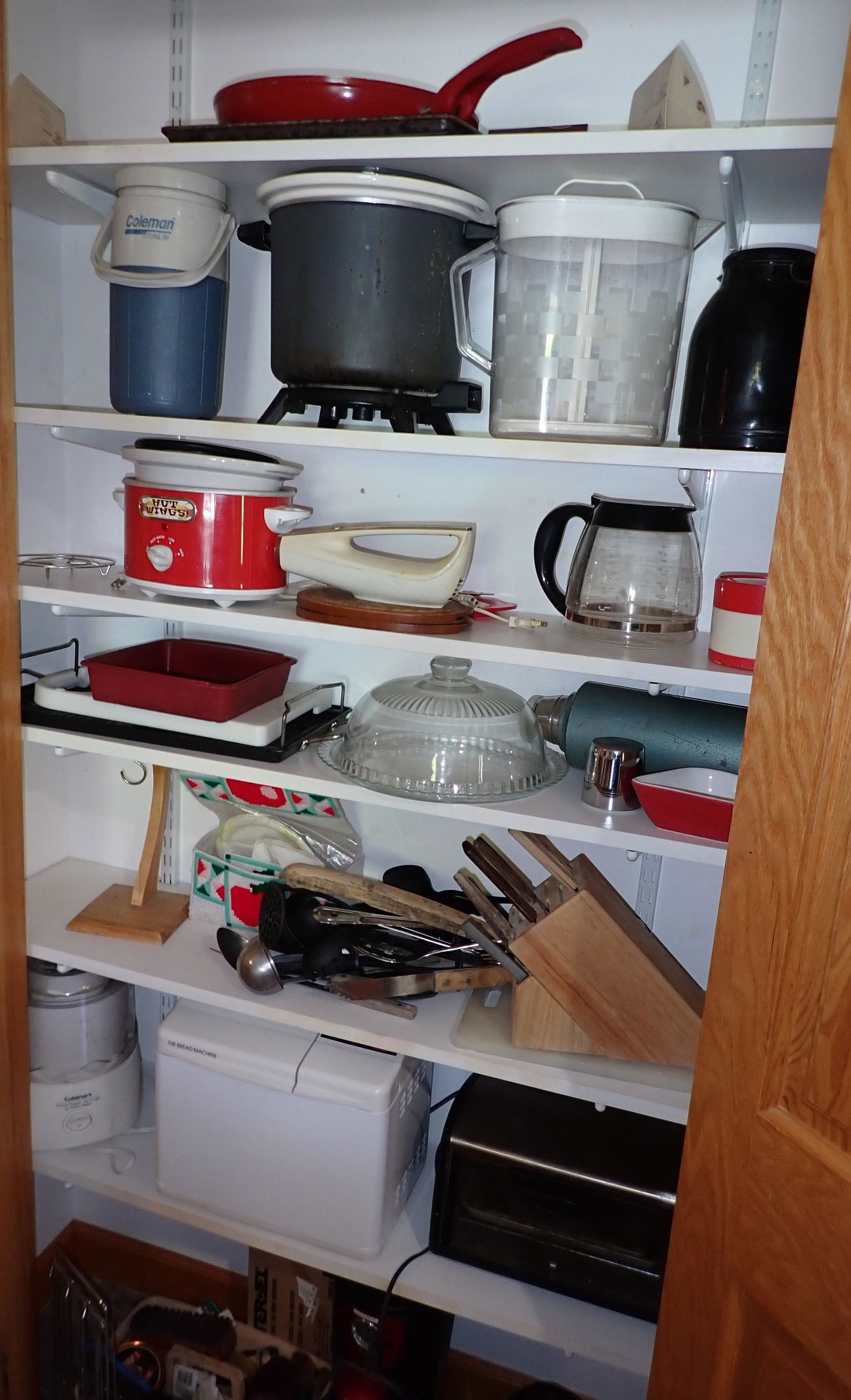 Kitchen Cabinet Contents (1 of 4)