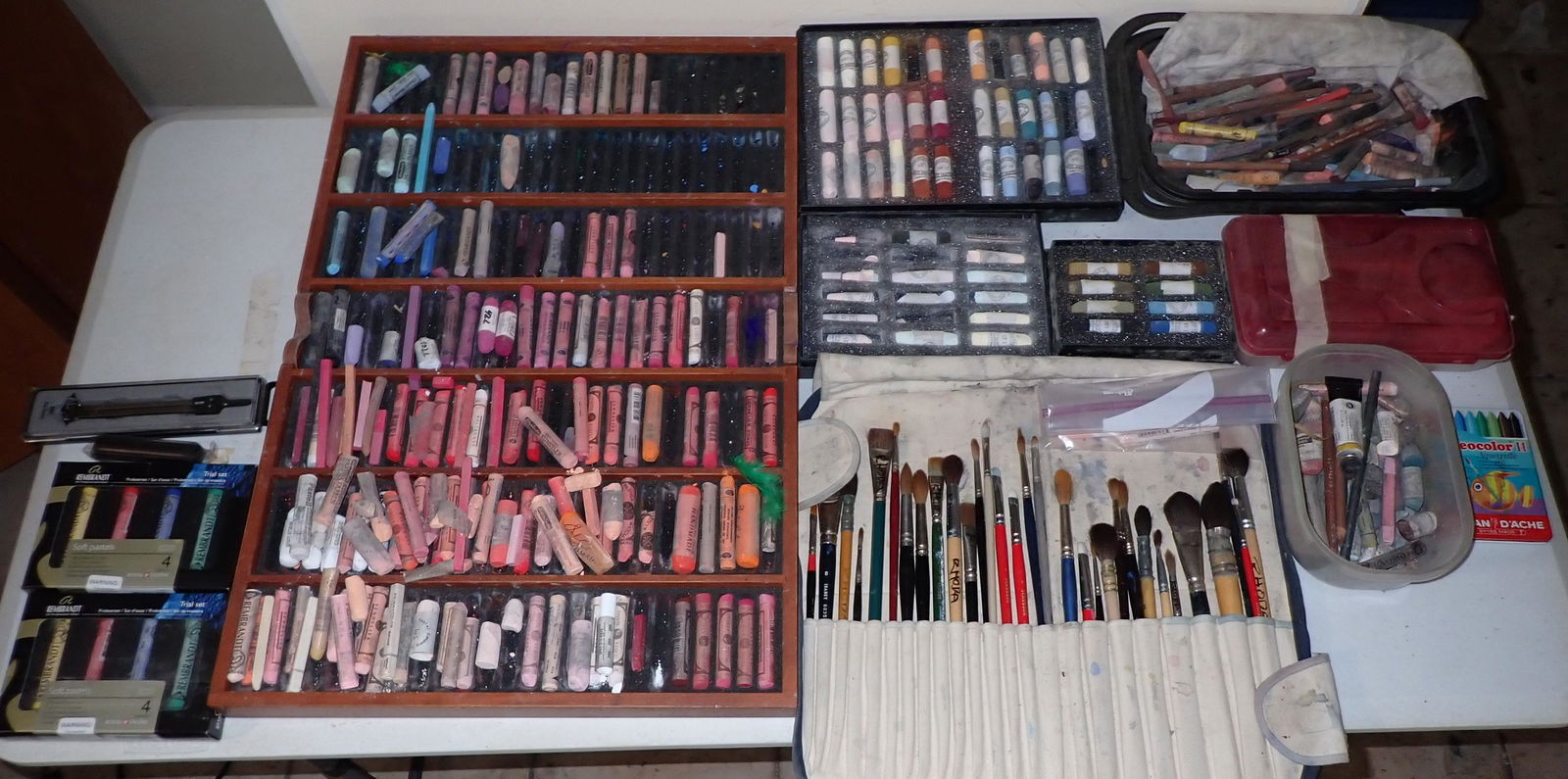 Large Lot of Pastels & Rhoda Yanow Signed Paint Brushes (1 of 11)