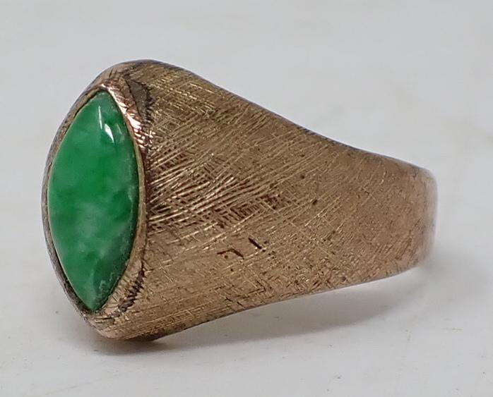 14K Yellow Gold & Jadeite Ring (1 of 4)