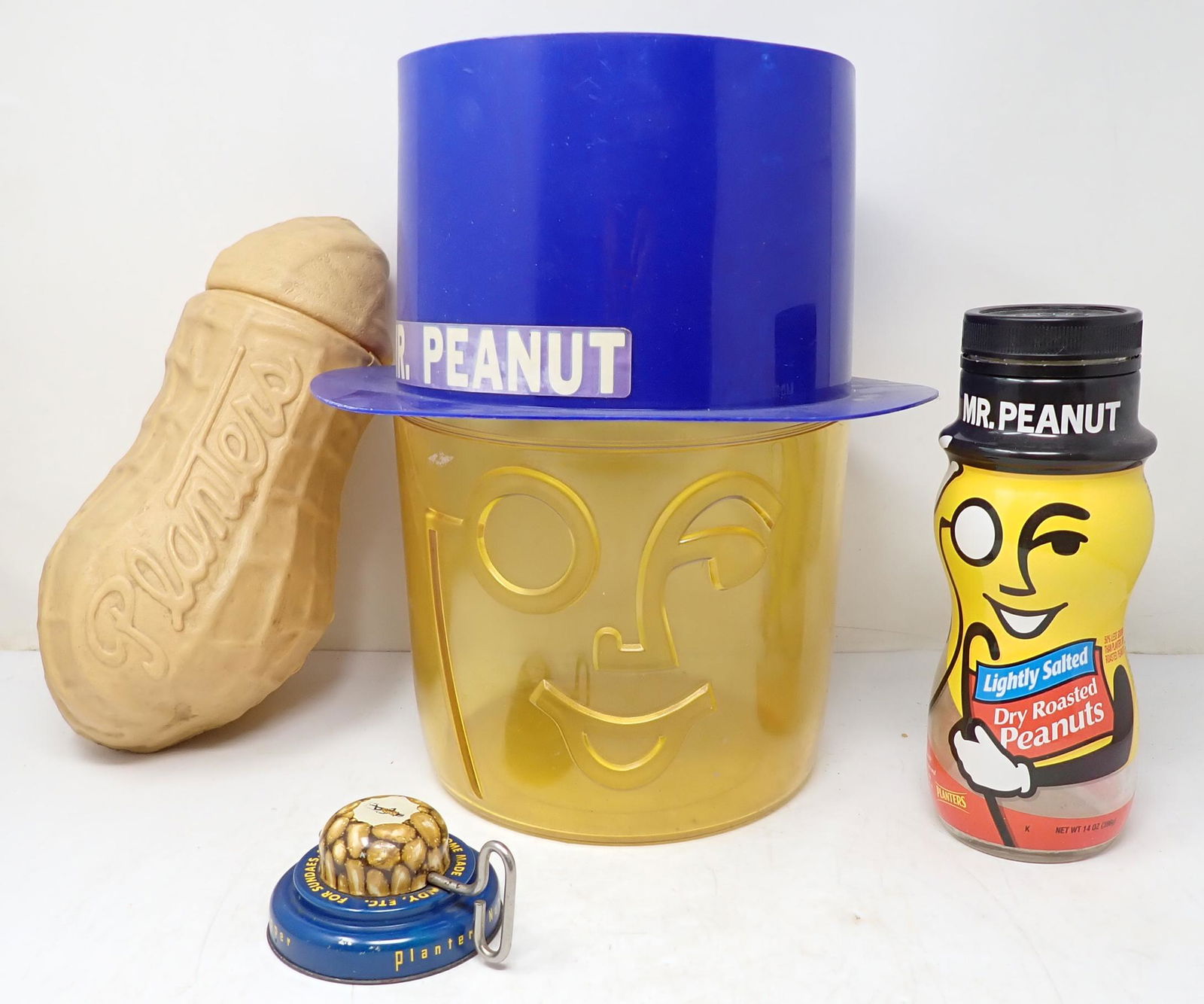 Planters Peanut Canister / Containers (1 of 1)