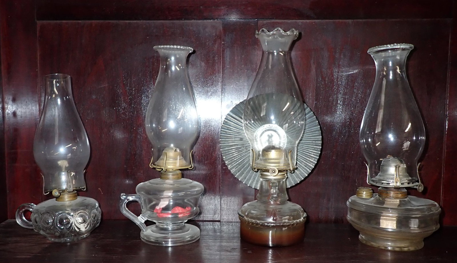4 Oil Lamps: Tallest is apprx 13 1/2" tall. NO SHIPPING