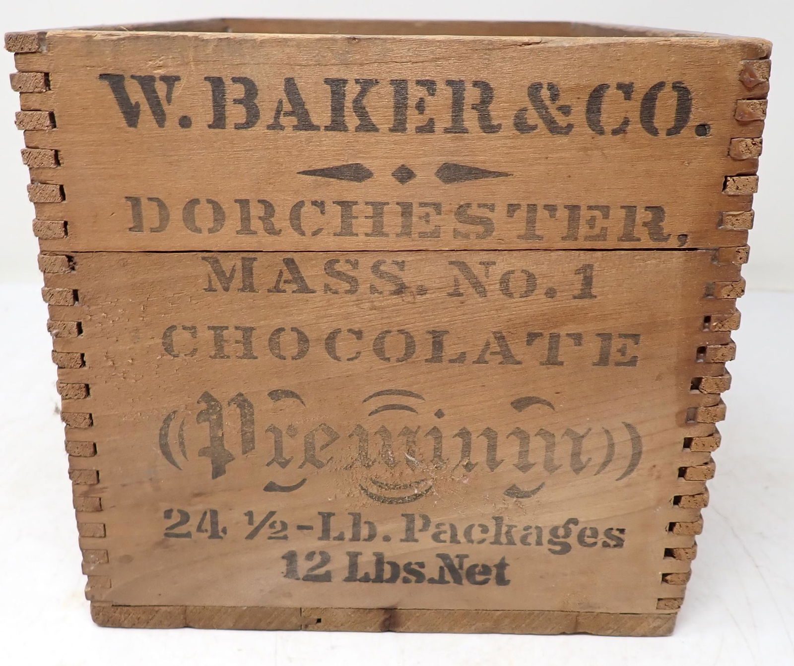 Walter Baker Wooden Chocolate Crate (1 of 4)