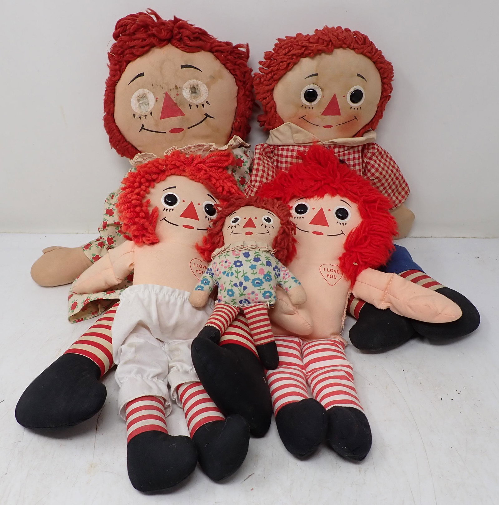 Raggedy Ann & Andy Dolls: Largest are apprx 20"