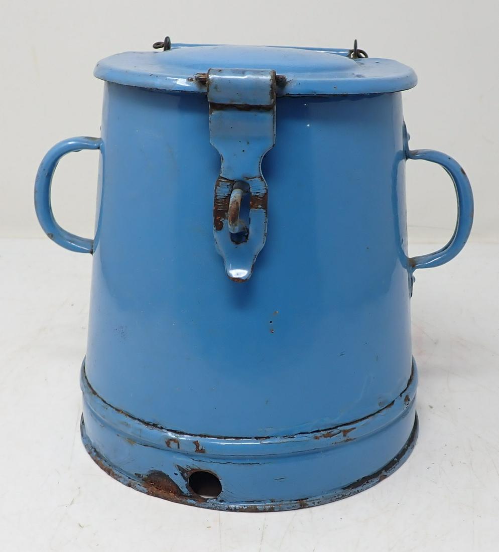 Agateware Pot (1 of 4)