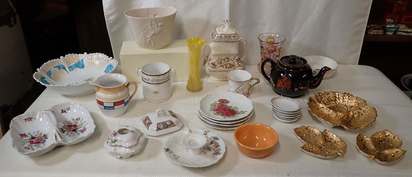 Misc Porcelain and China (1 of 7)