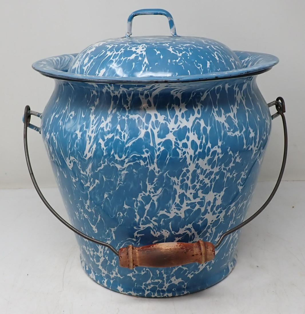 Agateware Bail Handled Pot (1 of 3)