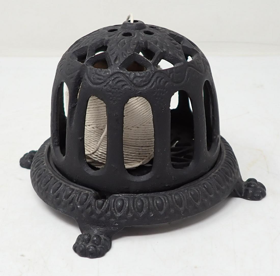 Cast Iron String Holder (1 of 3)