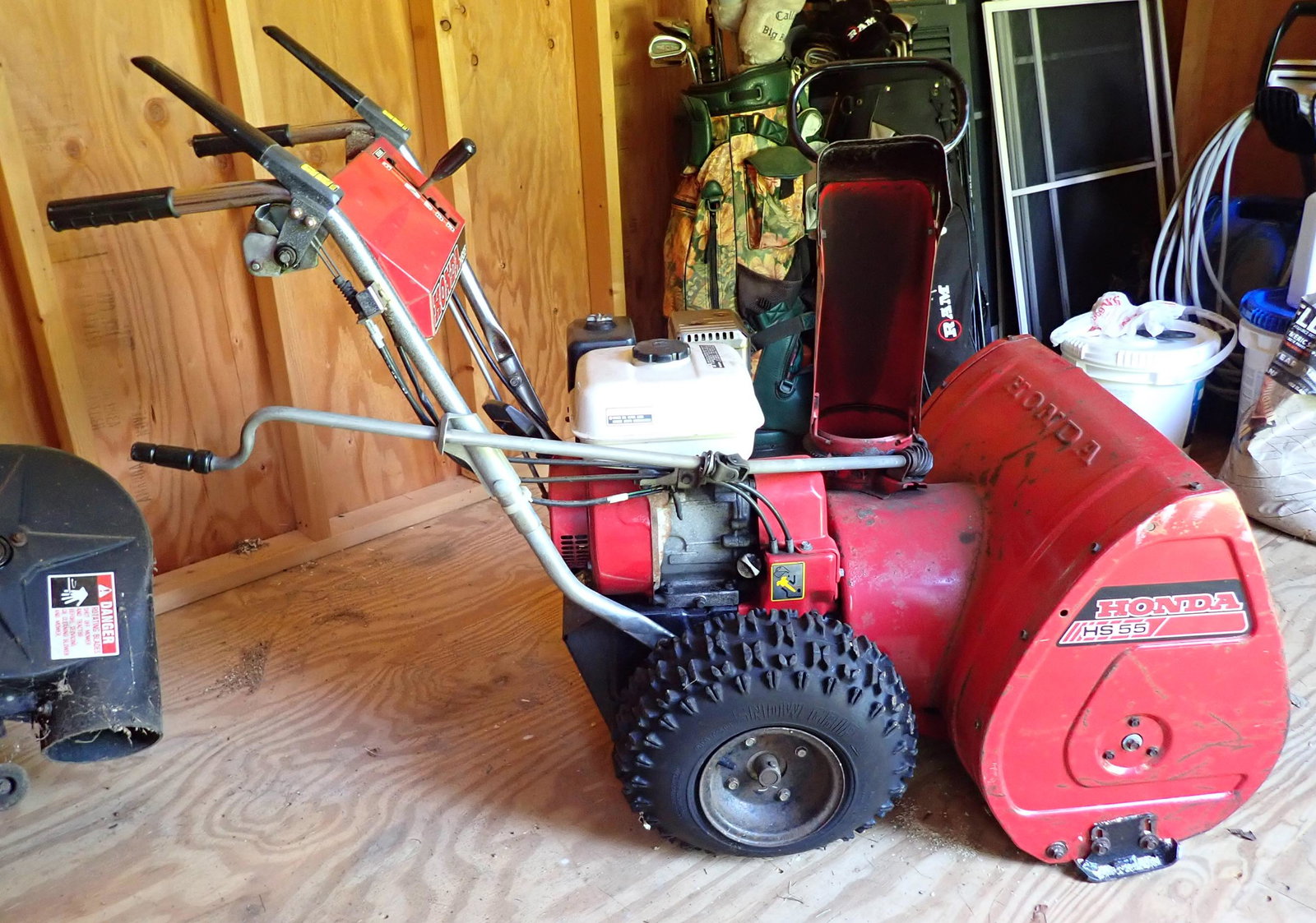 Honda HS 55 Snowblower (1 of 9)