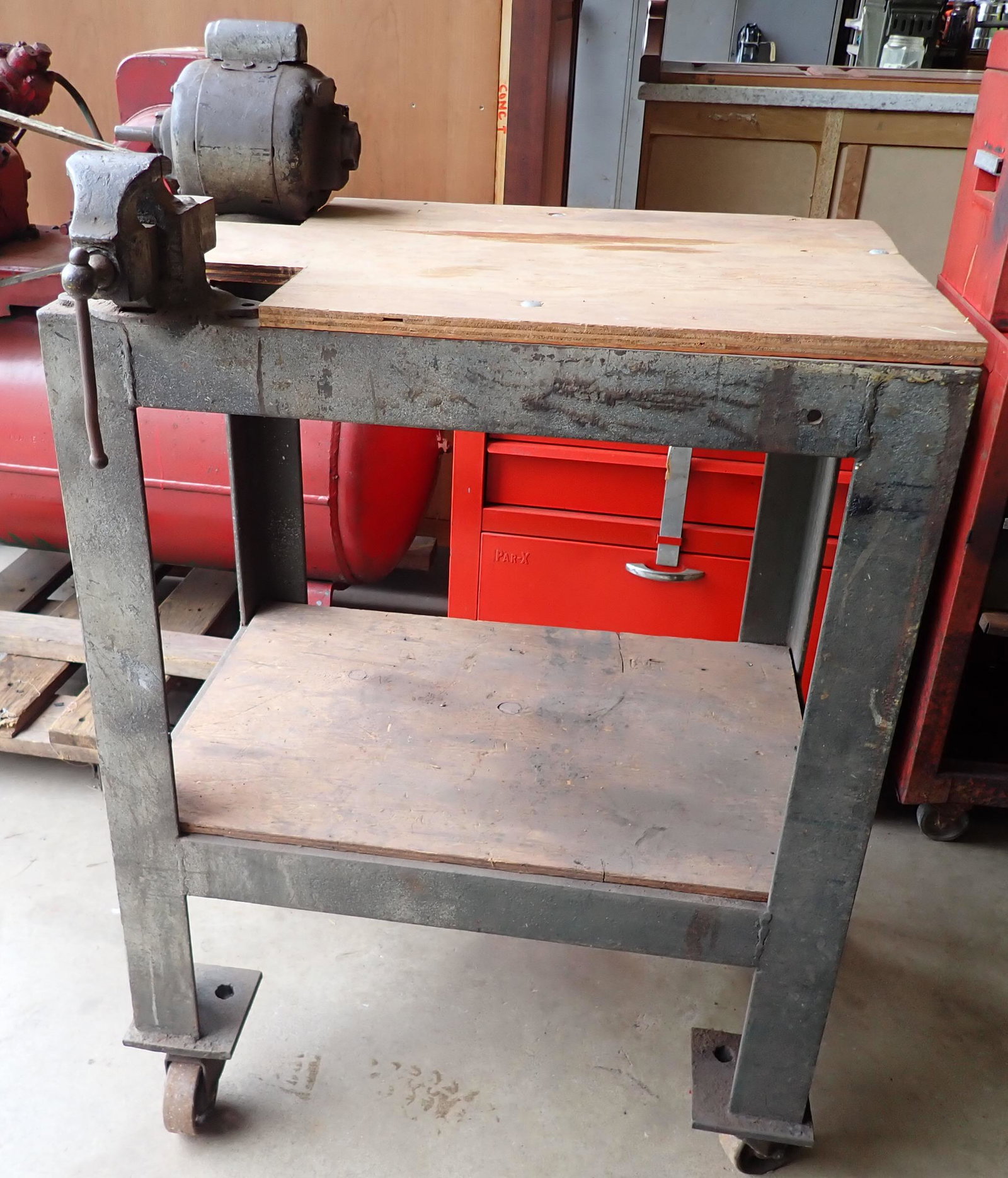 Steel Shop Cart with Vise & Electric Motor: Cart is approx 20" x 29" x 39" tall. Vise has 2 1/2" jaws. No shipping, bring help to load