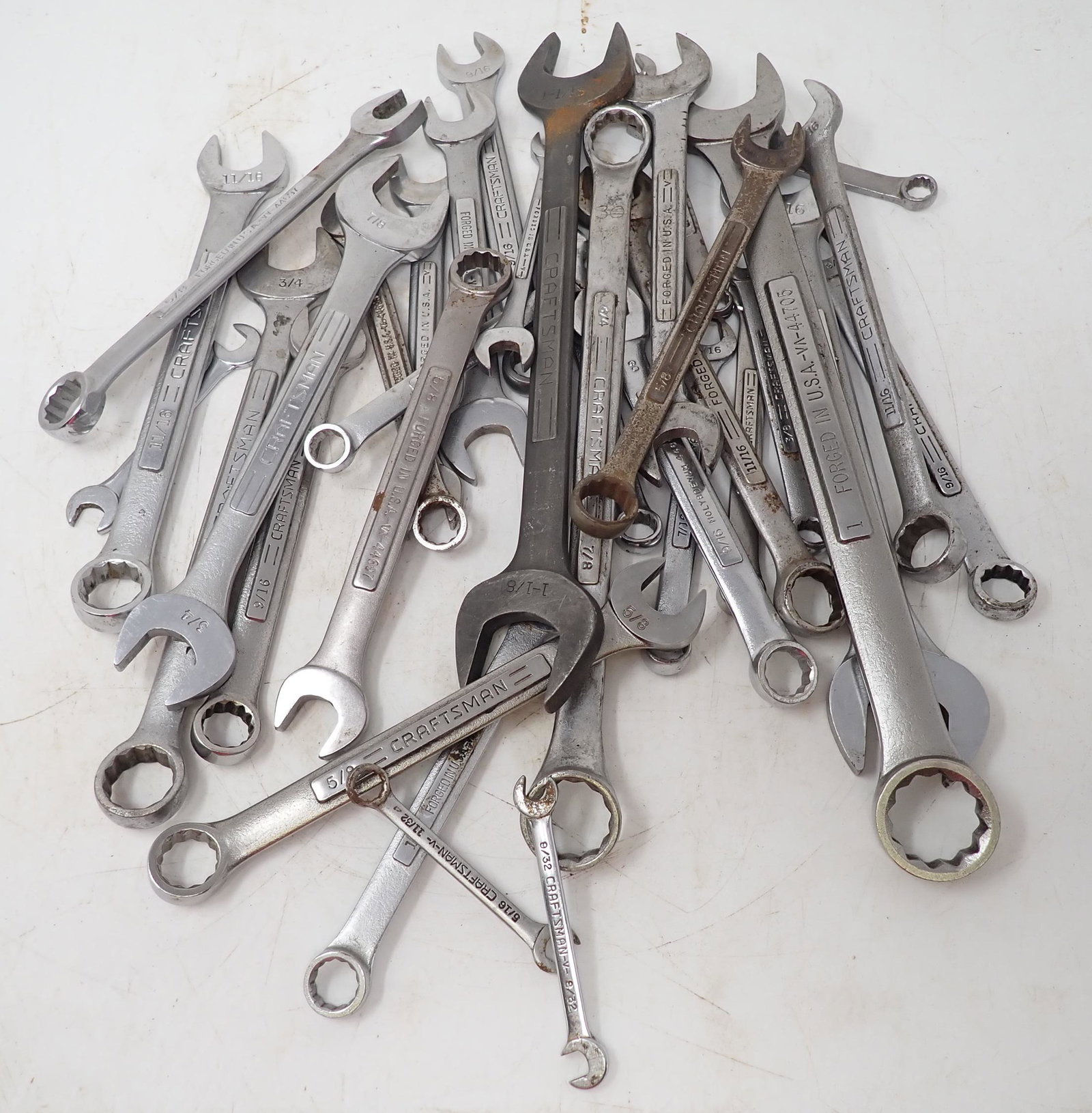 33 Craftsman SAE Wrenches: Largest is 1 1/8"