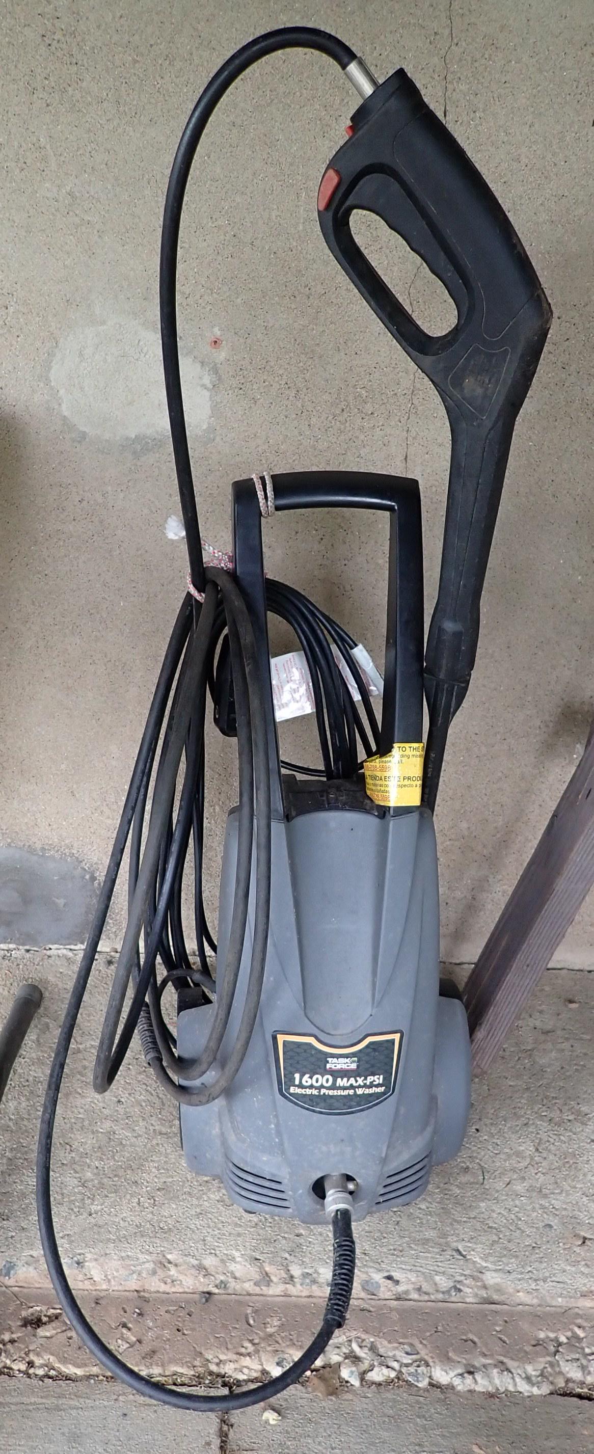 Task Force 1600 psi Pressure Washer: No shipping