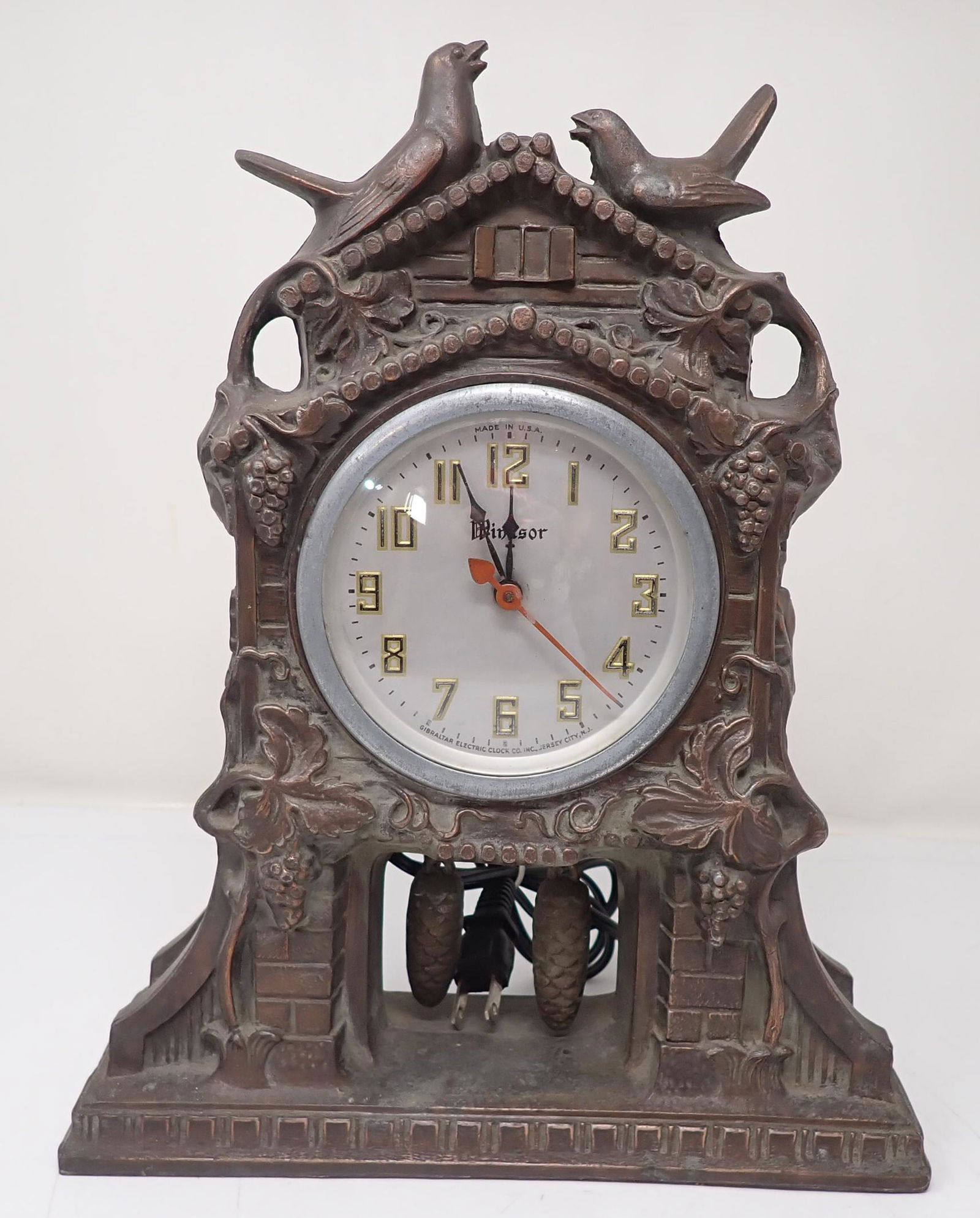 Gibraltar Windsor Electric Clock (1 of 2)