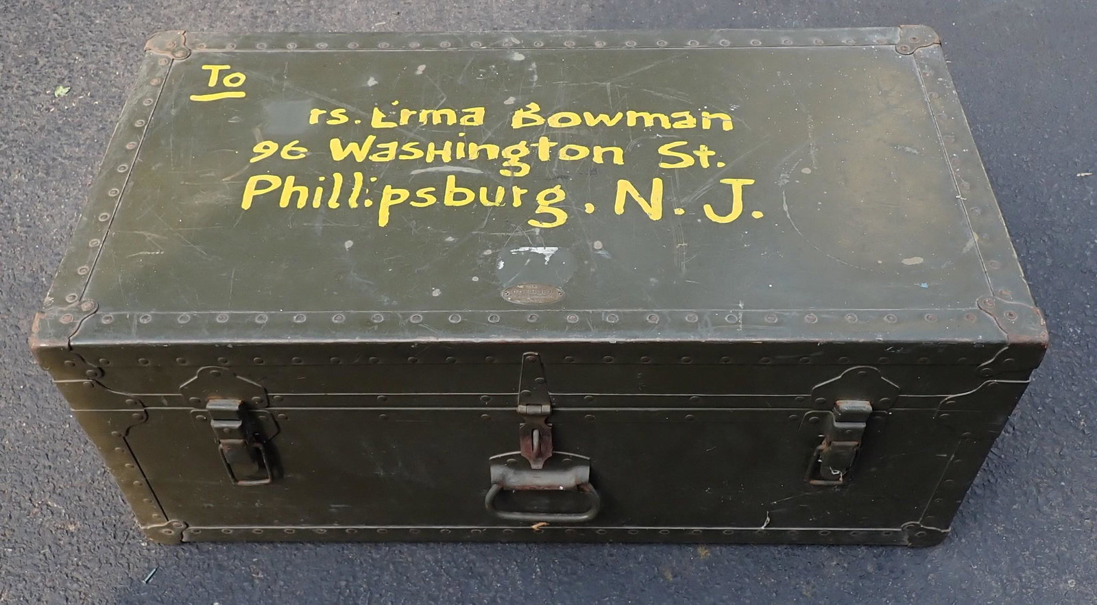 1949 Doehler Military Foot Locker (1 of 7)