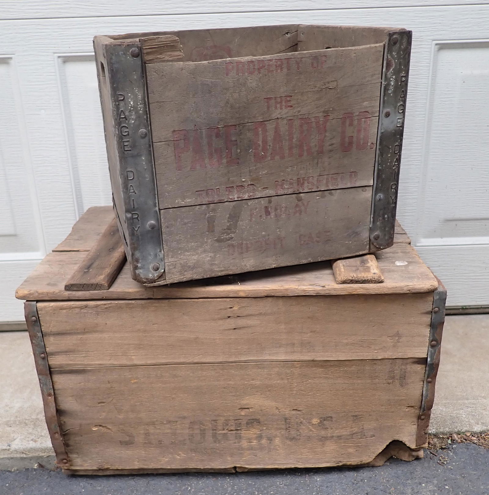2 Wooden Crates (1 of 3)