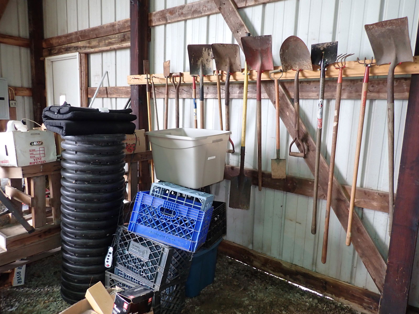 Garden Tools / Partial Garage Contents (1 of 12)