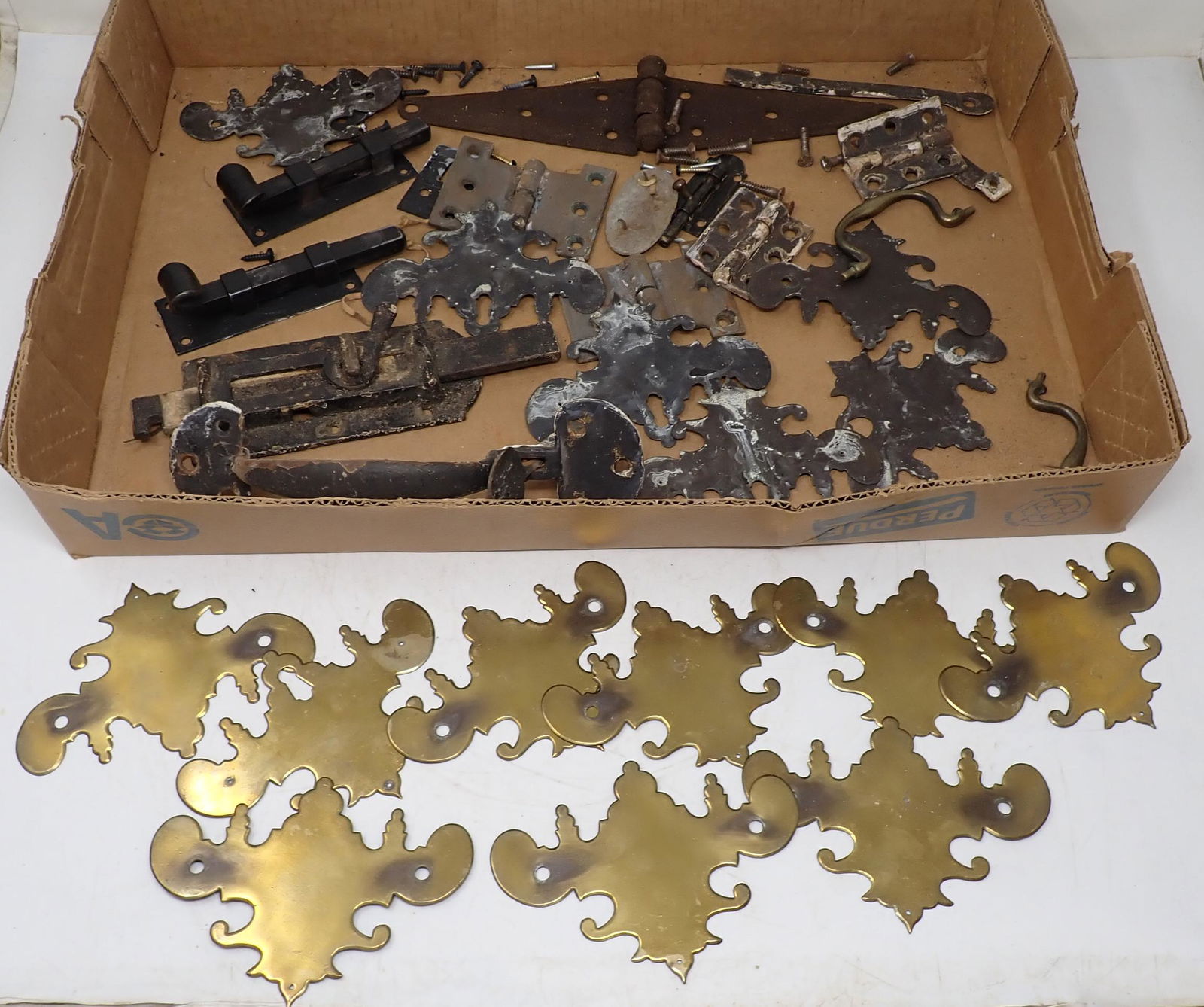 Furniture & Door Hardware incl Brass (1 of 3)