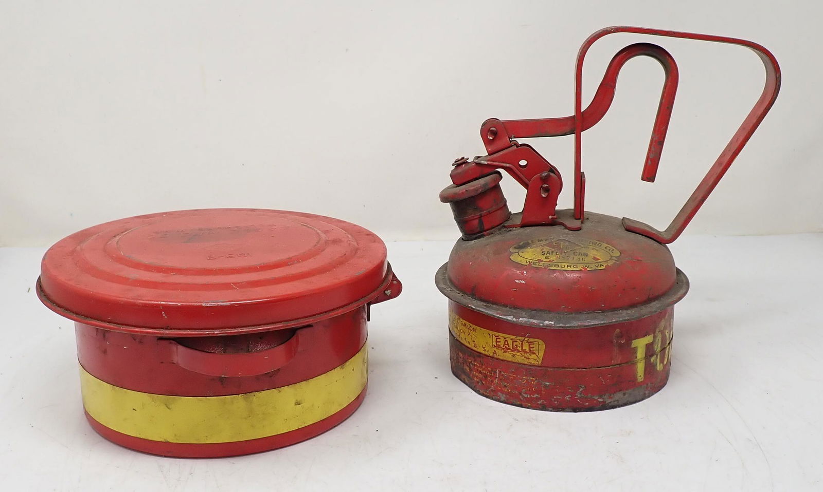 Vintage Eagle Parts Cleaner & Fuel Can (1 of 5)