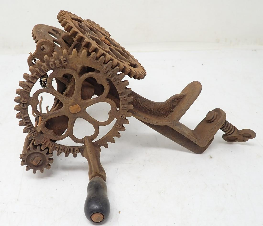 Sinclair Scott Apple Peeler (1 of 4)